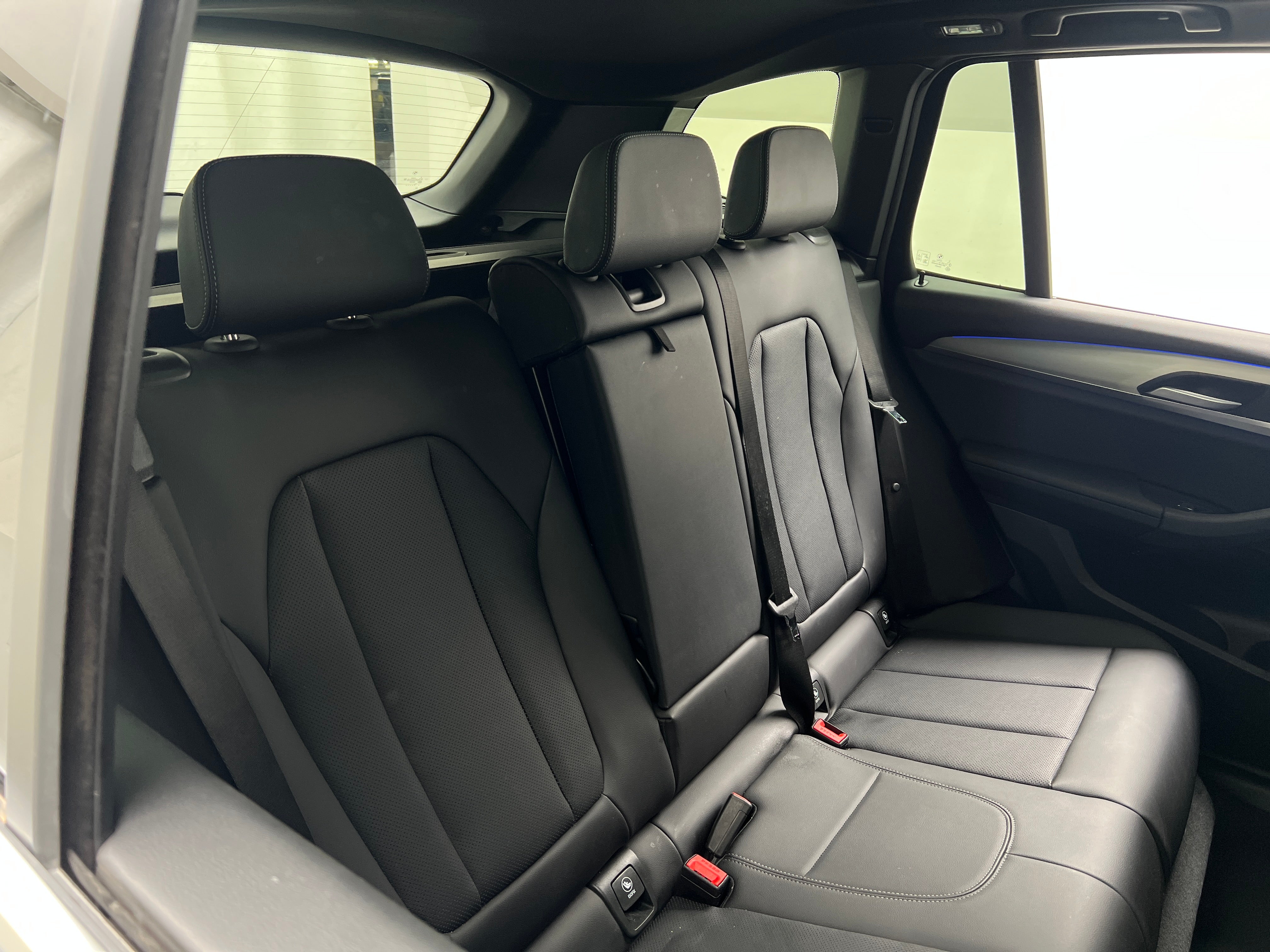 2022 BMW X3 sDrive30i 5