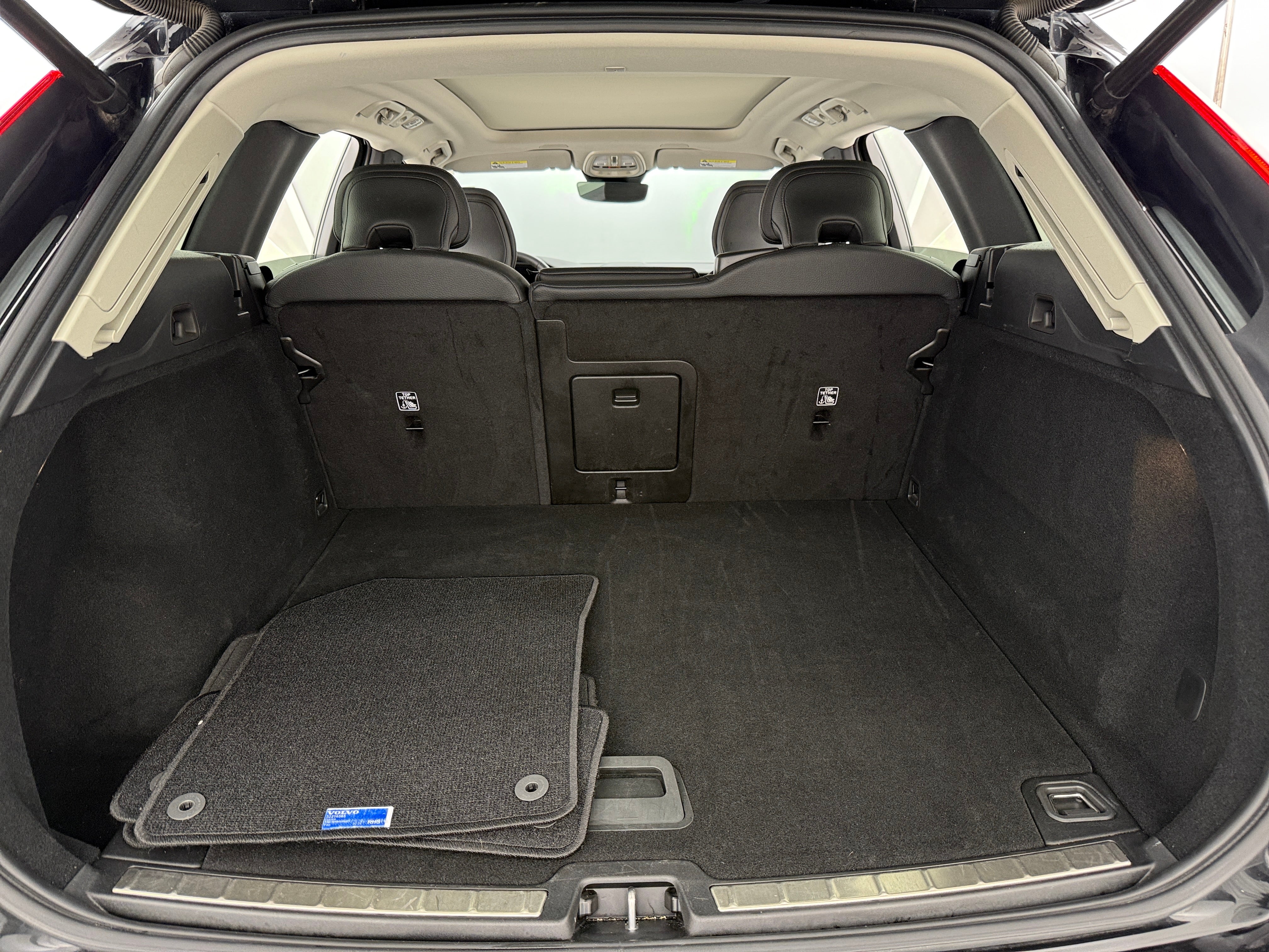 2023 Volvo XC60 B5 Plus 6