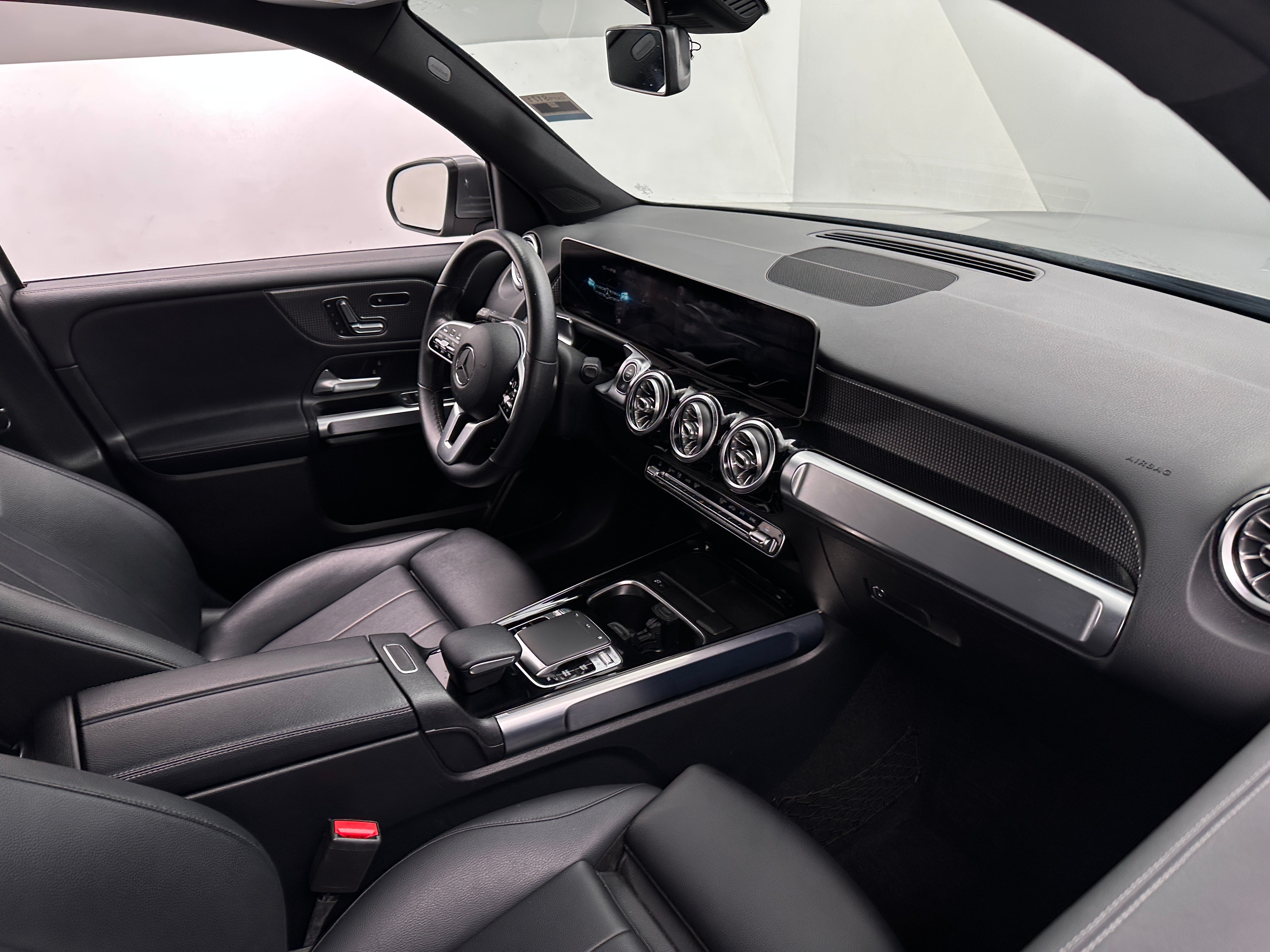 2020 Mercedes-Benz GLB 250 2