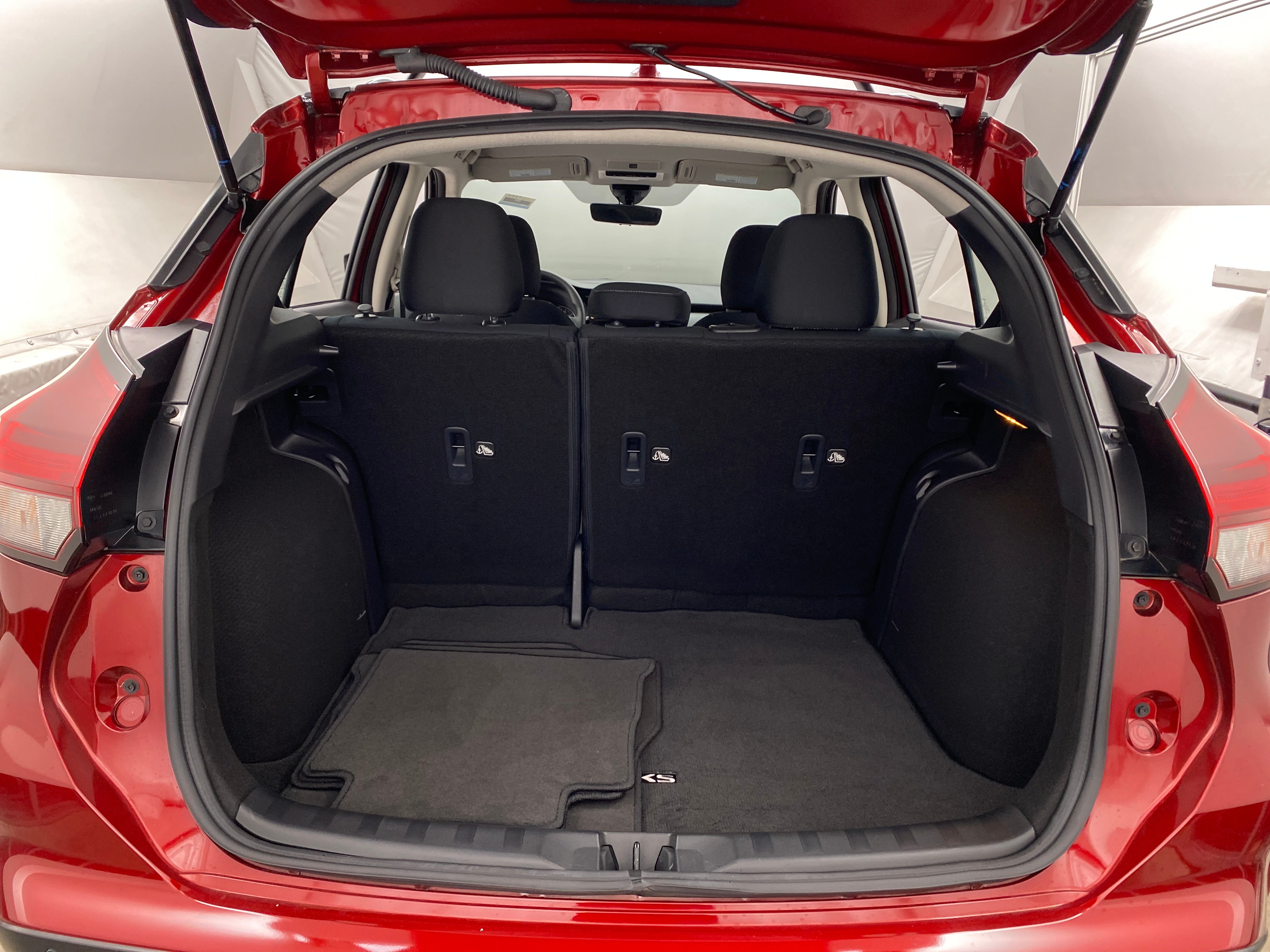 2024 Nissan Kicks SV 7