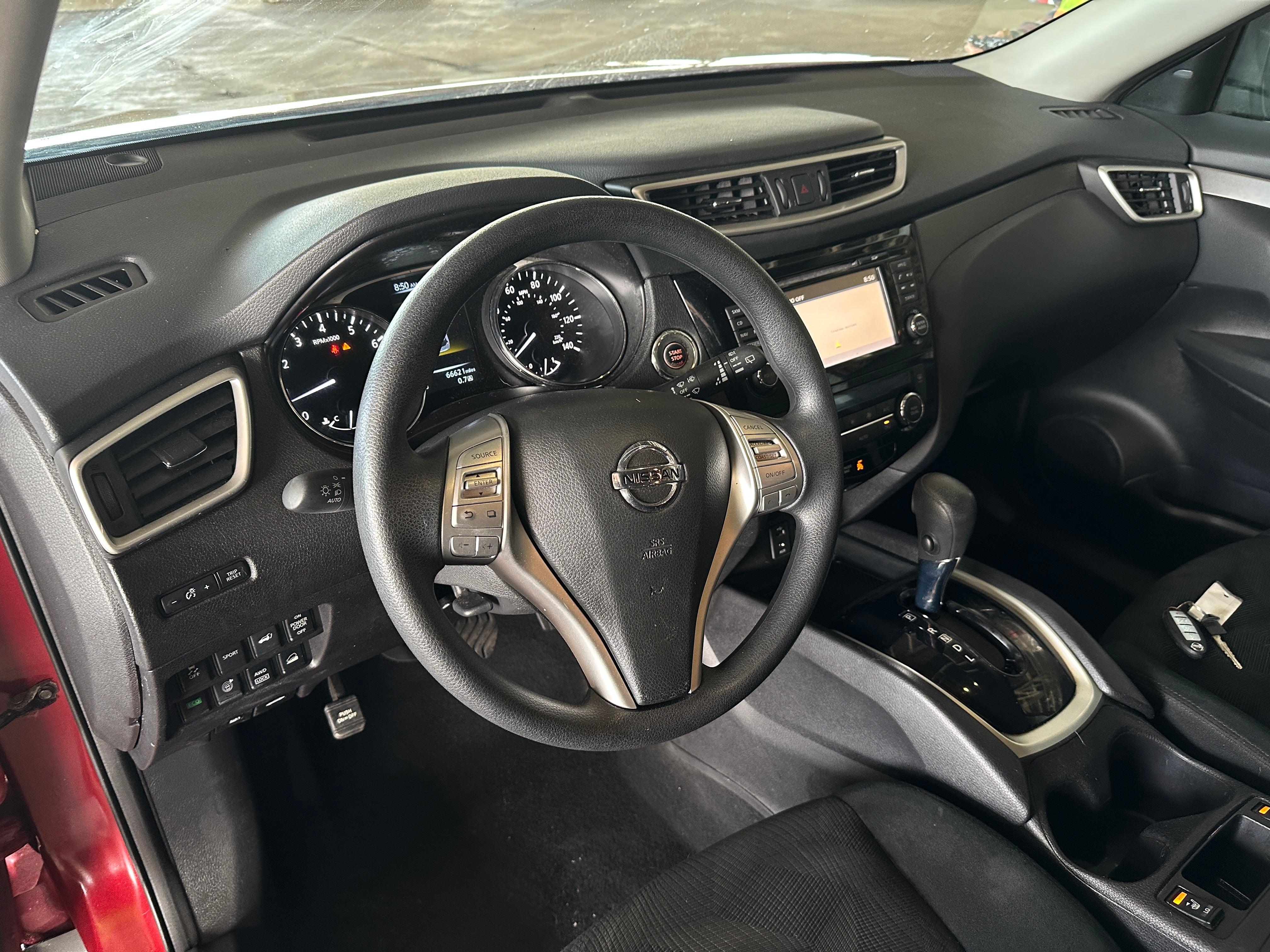 2016 Nissan Rogue SV 3
