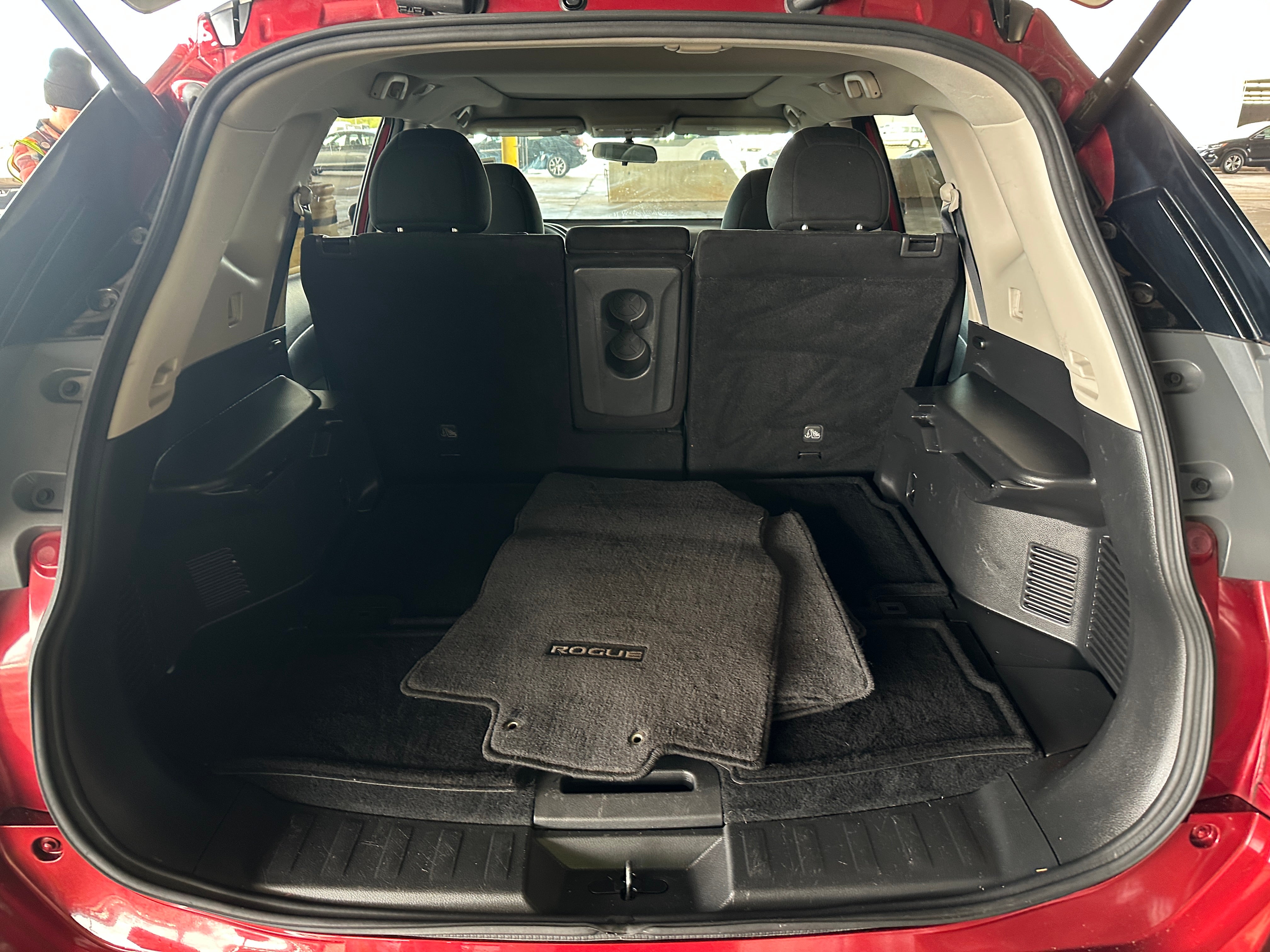 2016 Nissan Rogue SV 7
