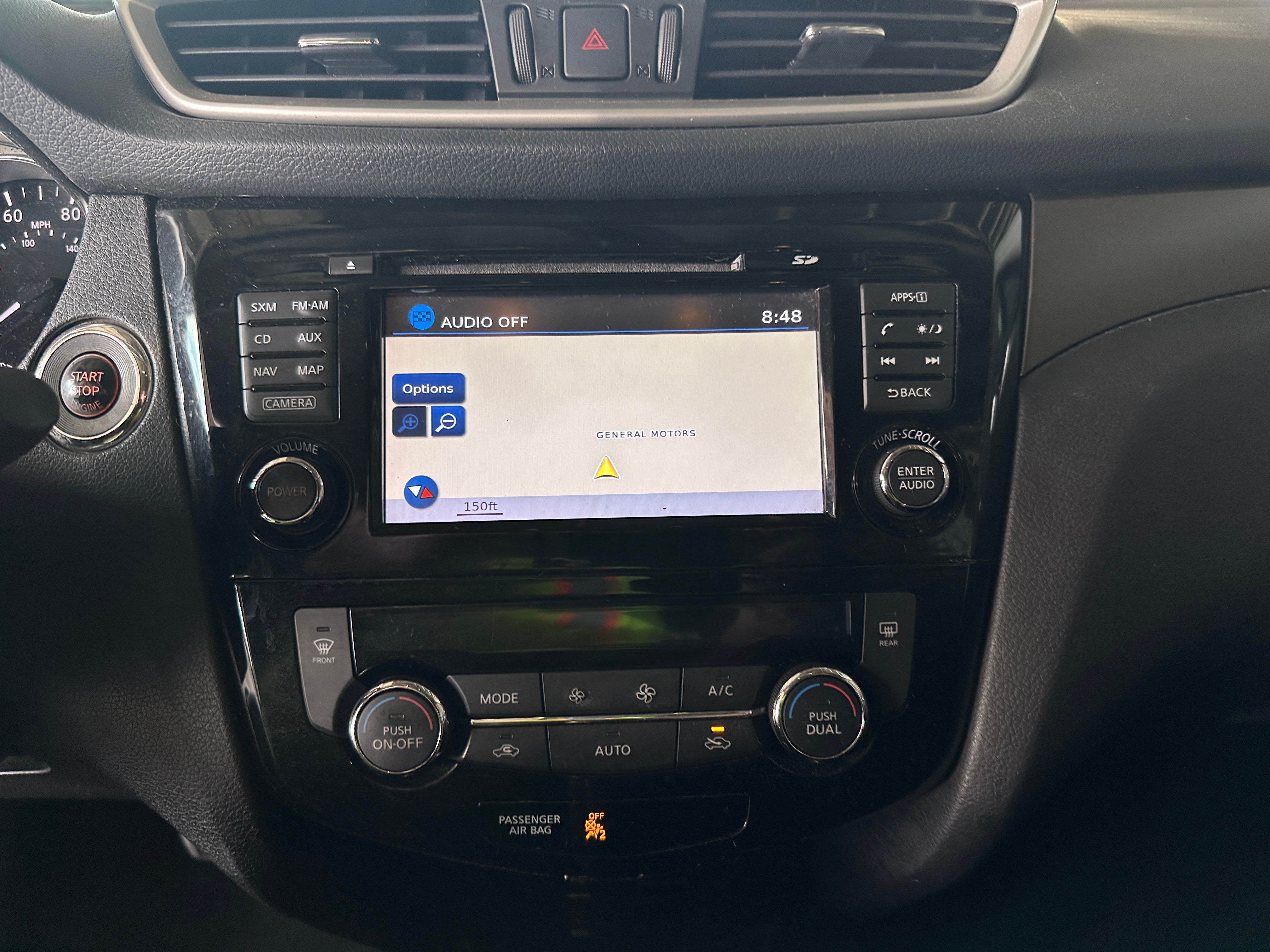 2016 Nissan Rogue SV 4