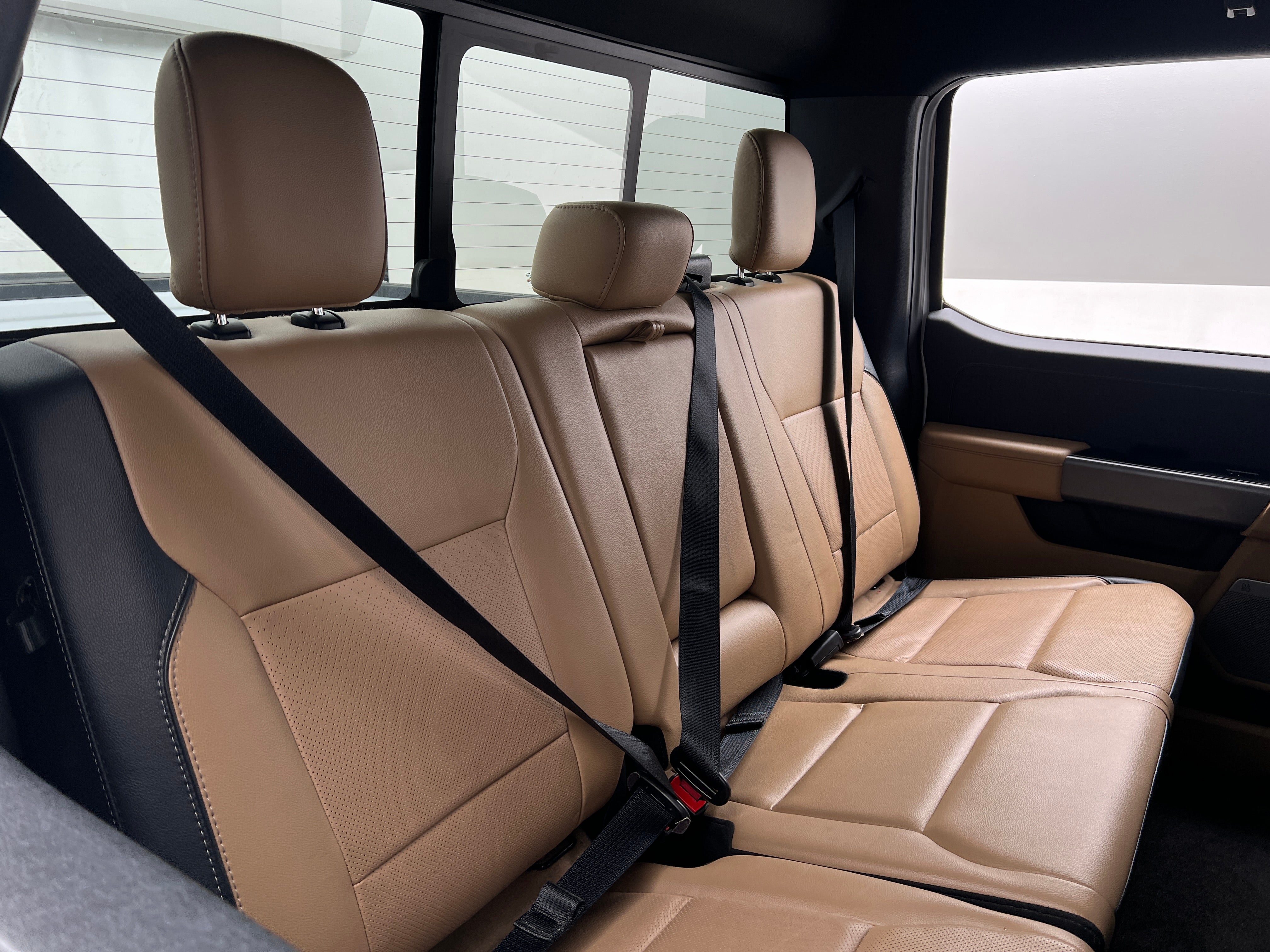 2023 Ford Econoline E-150 5