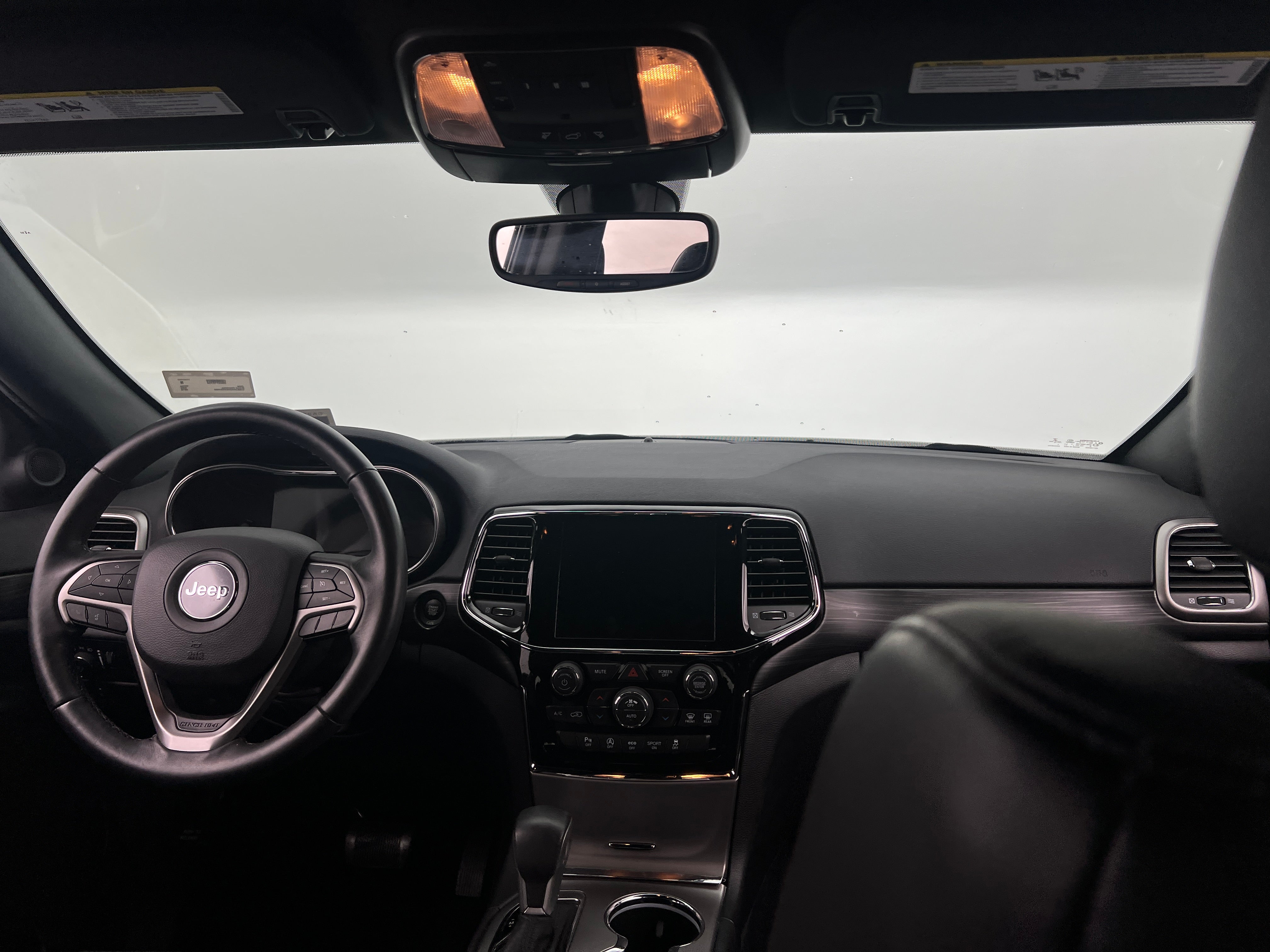 2019 Jeep Grand Cherokee Altitude 3