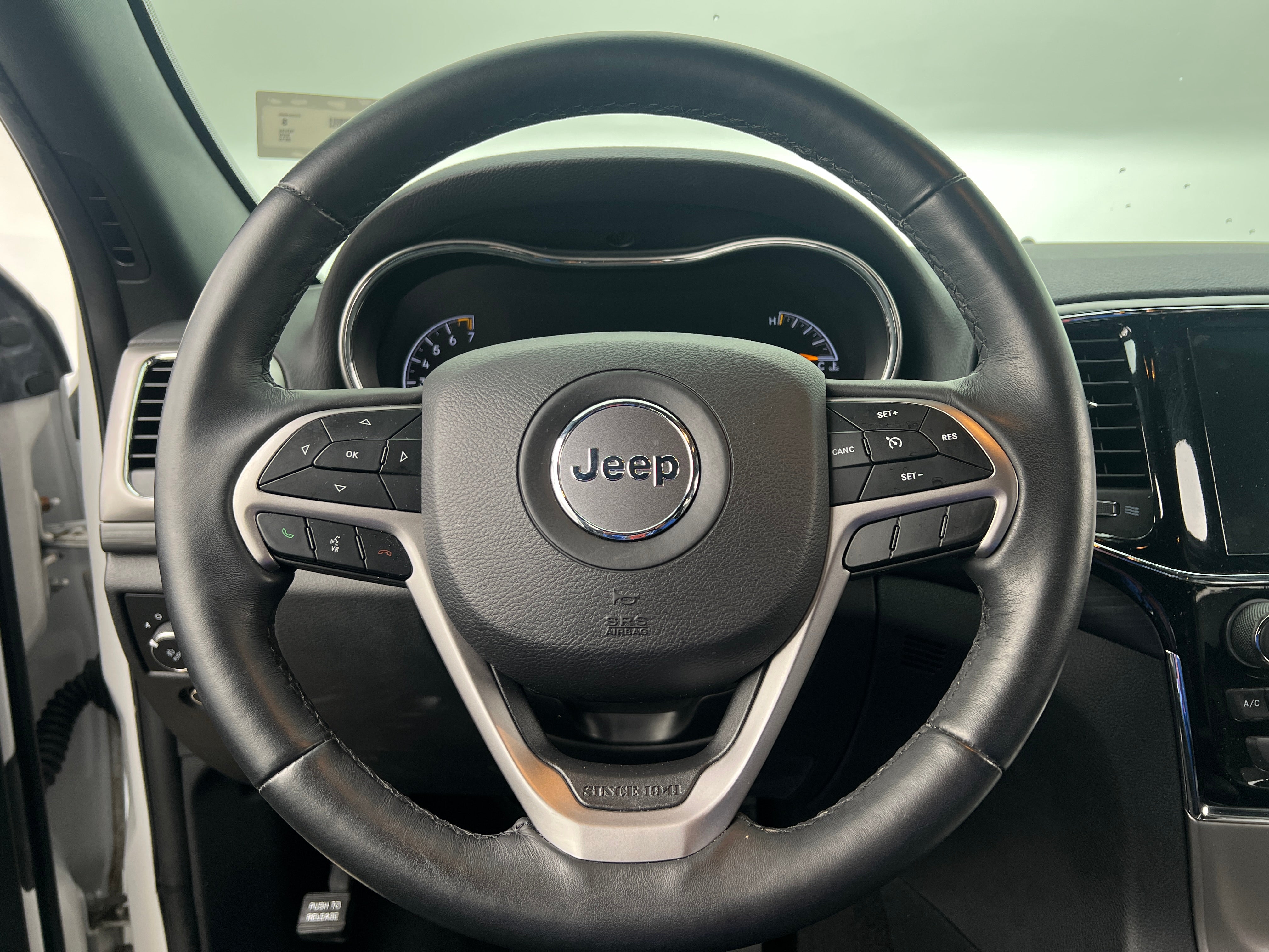 2019 Jeep Grand Cherokee Altitude 5