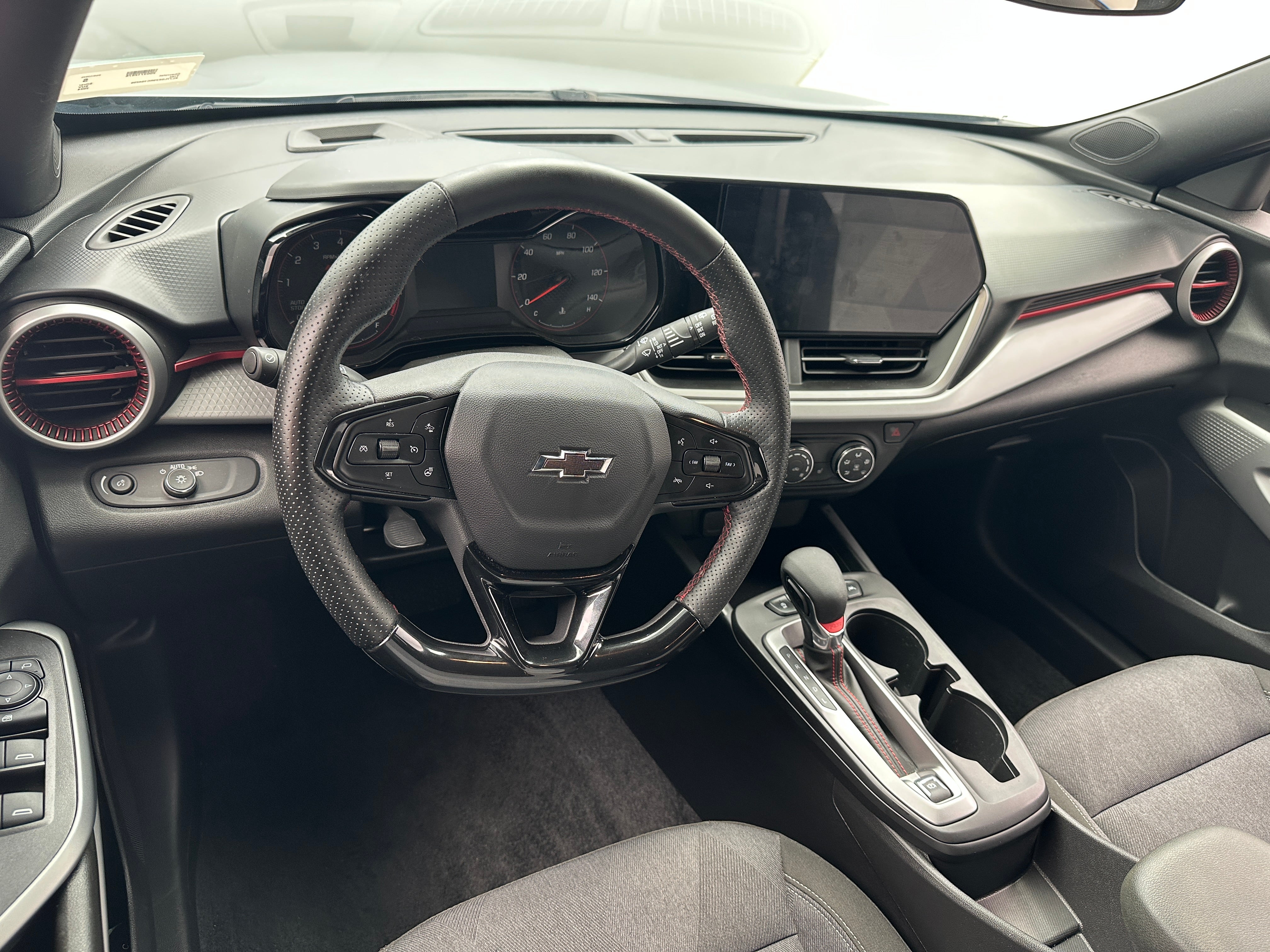 2024 Chevrolet Trax RS 3