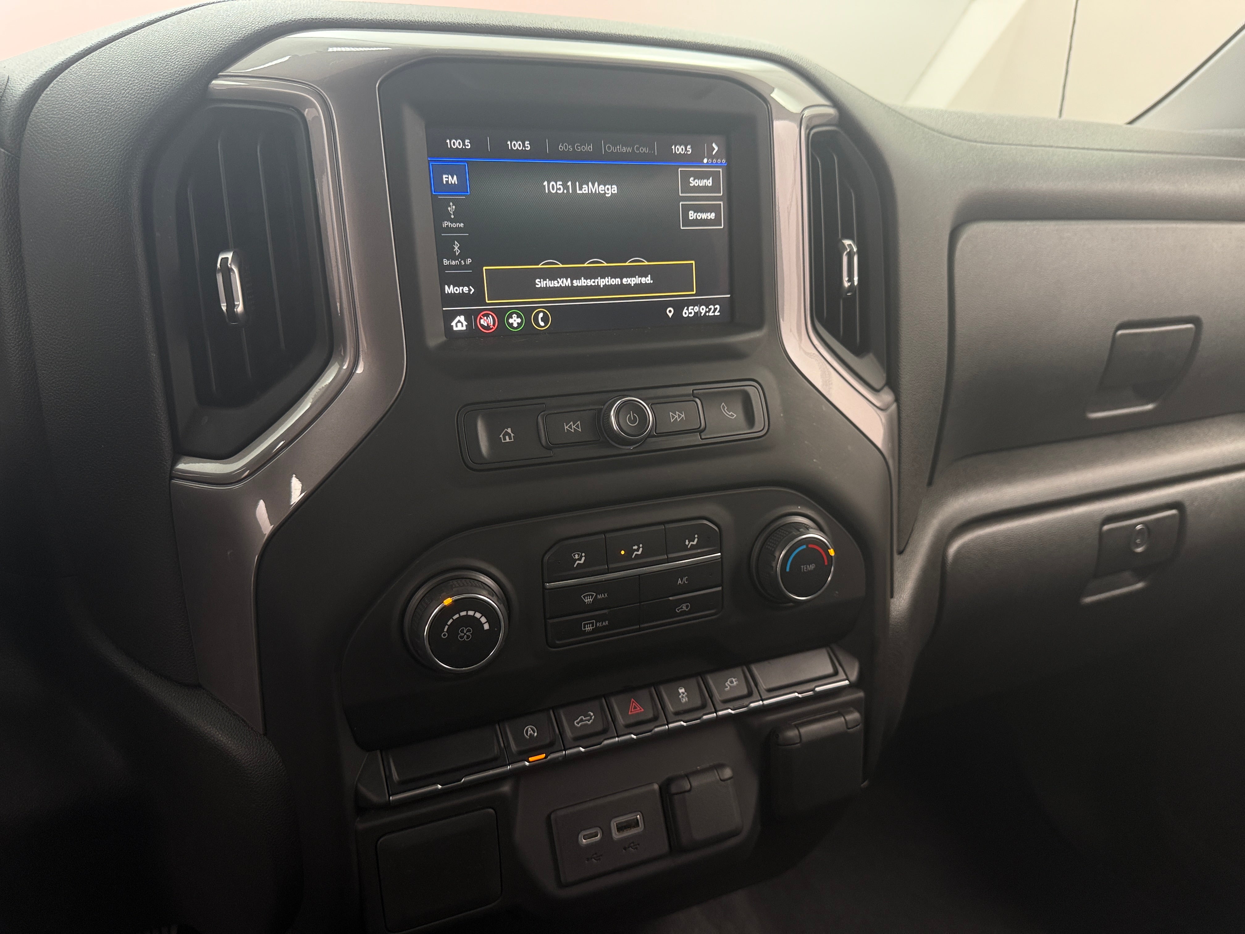 2021 Chevrolet Silverado 1500 Custom 4