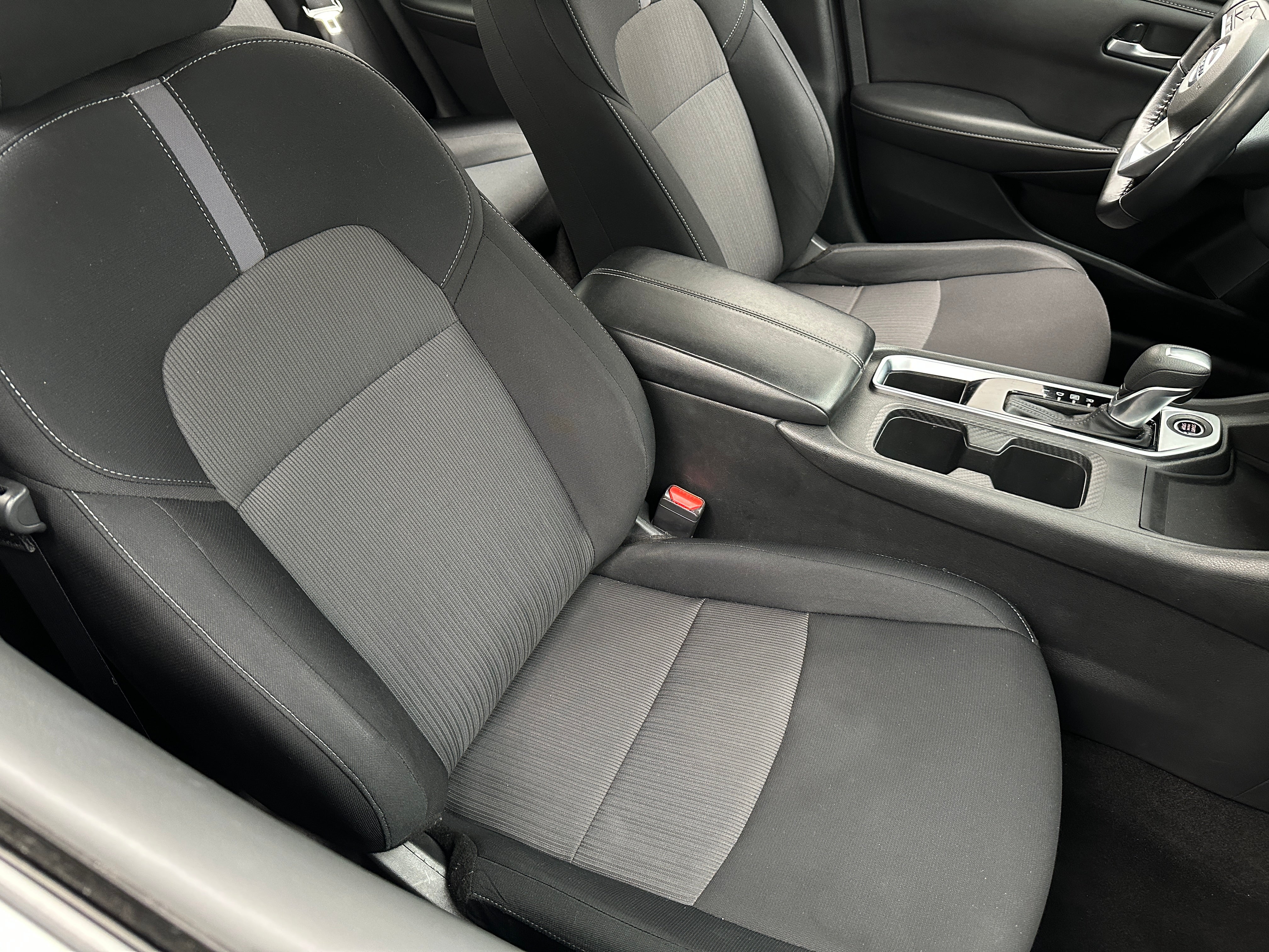 2022 Nissan Sentra SV 2