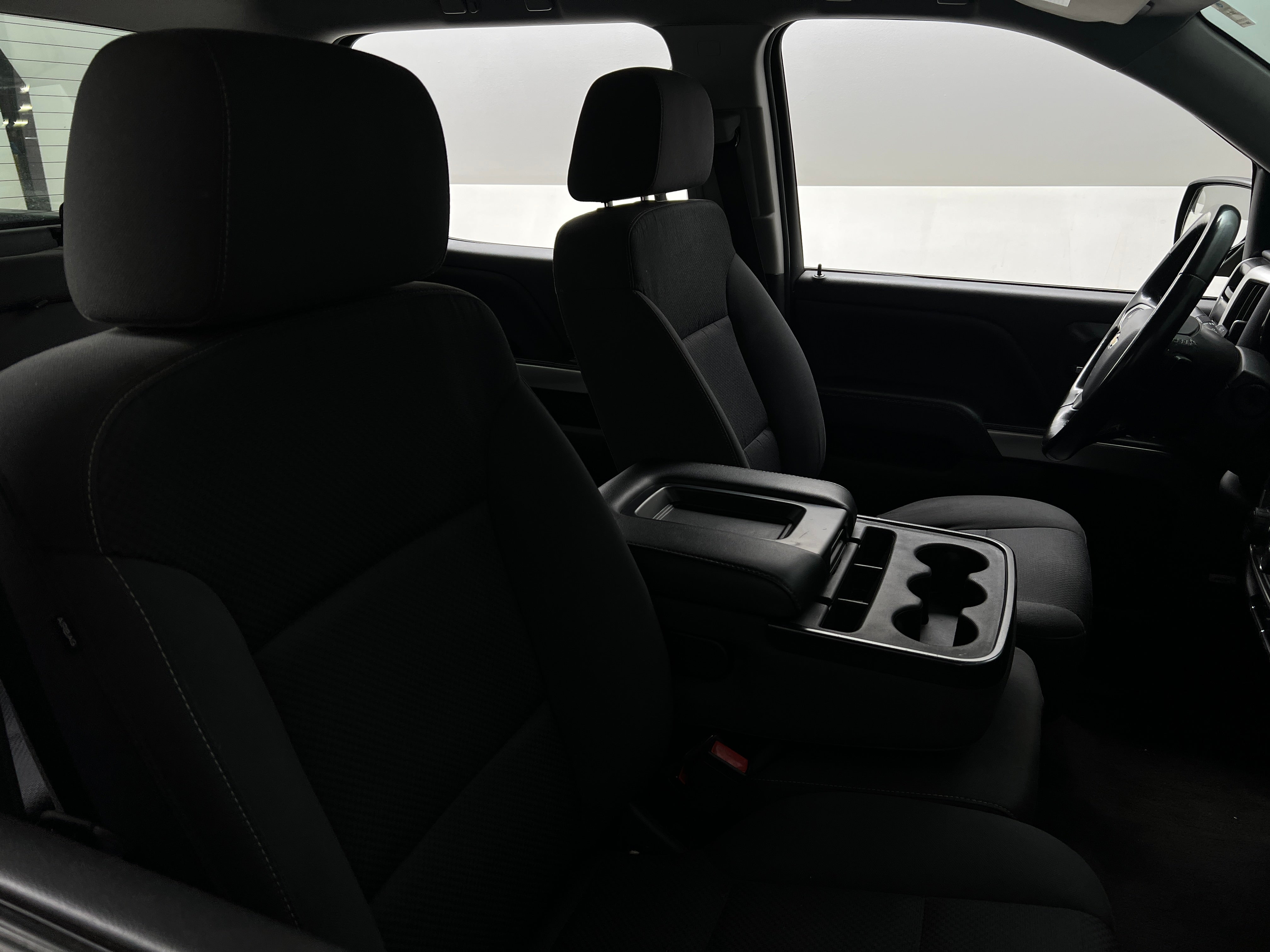 2018 Chevrolet Silverado 1500 LT 2