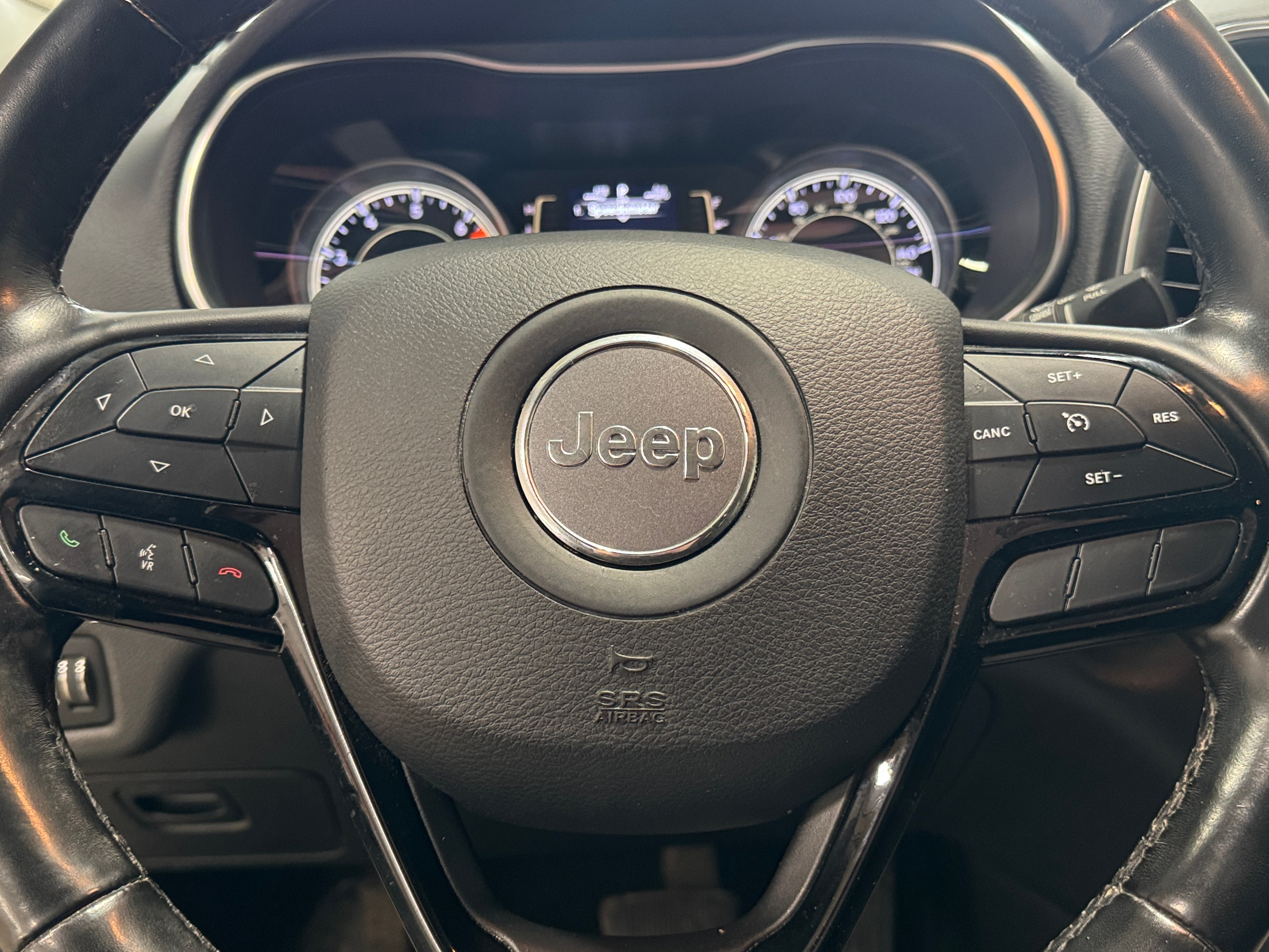 2019 Jeep Cherokee Altitude 4