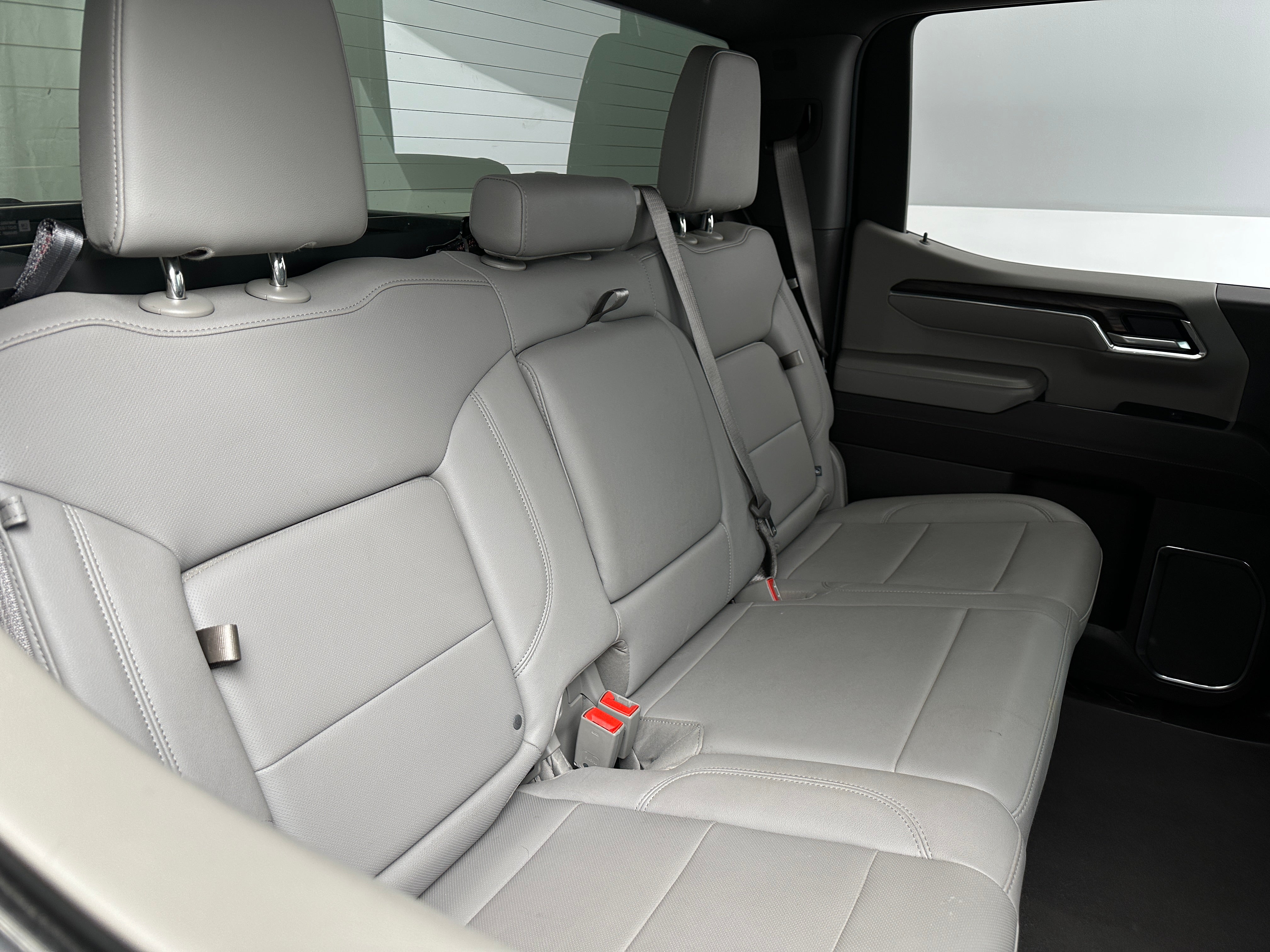 2024 GMC Sierra 1500 SLT 5