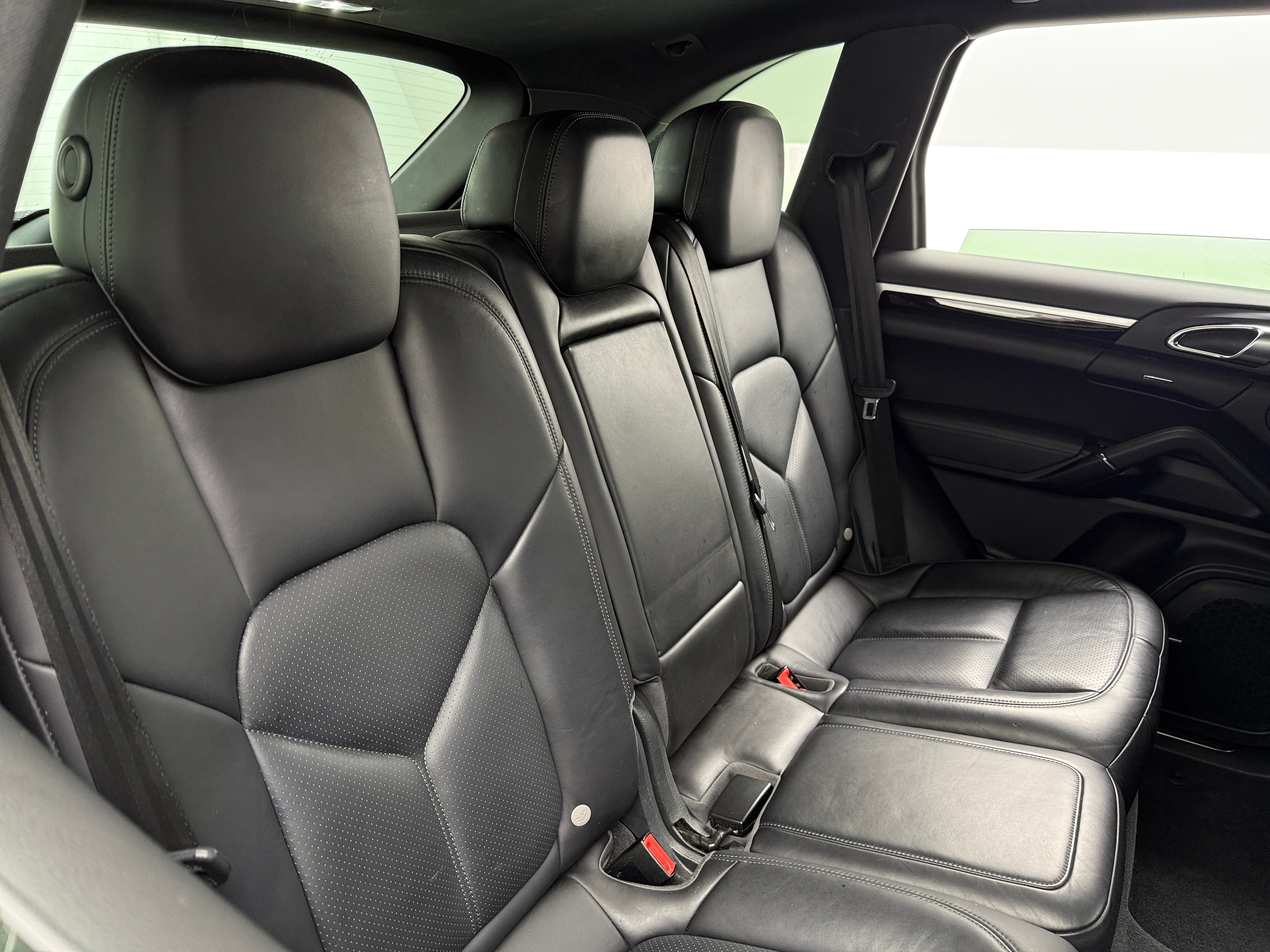 2016 Porsche Cayenne S 5