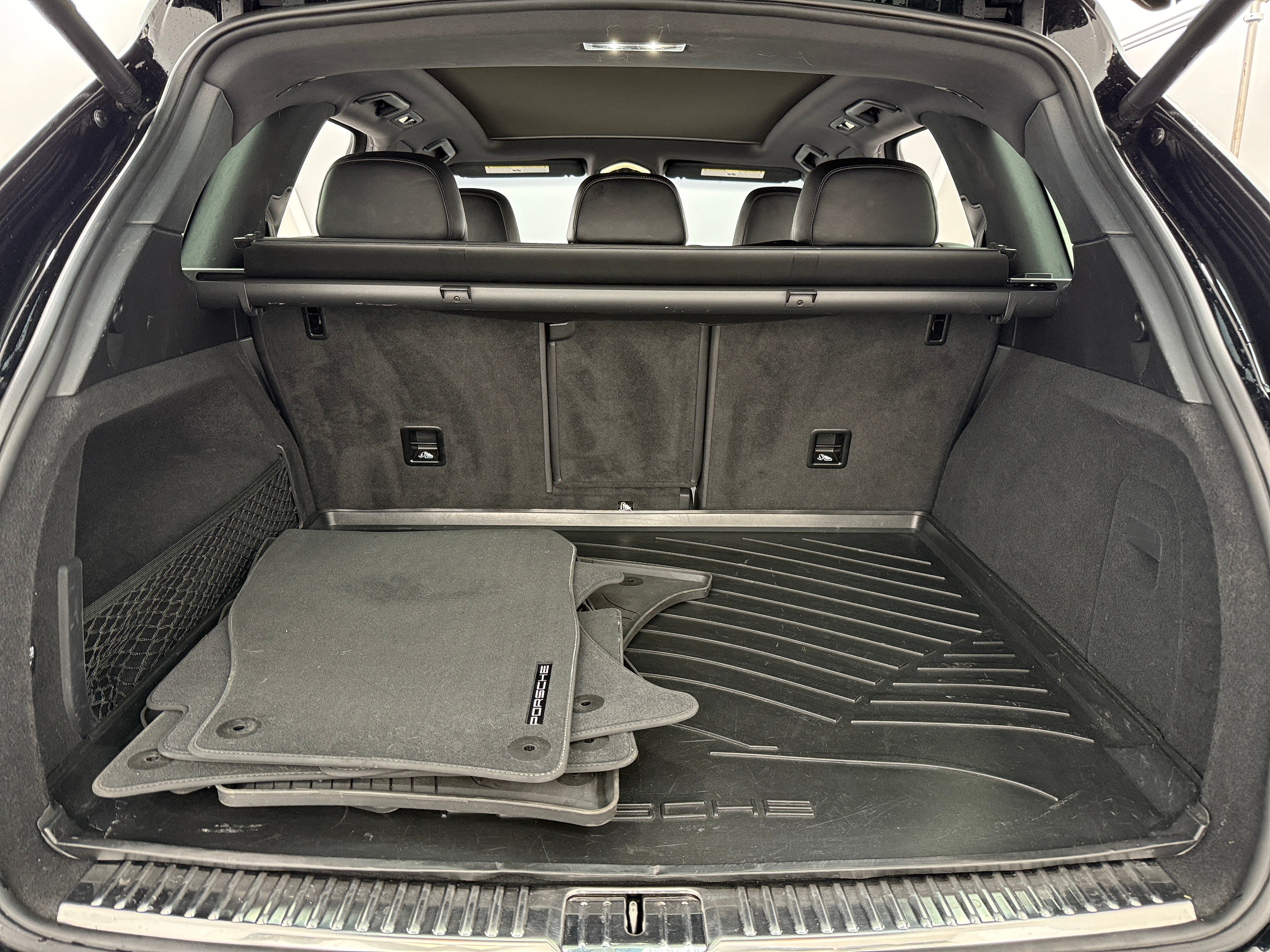 2016 Porsche Cayenne S 6