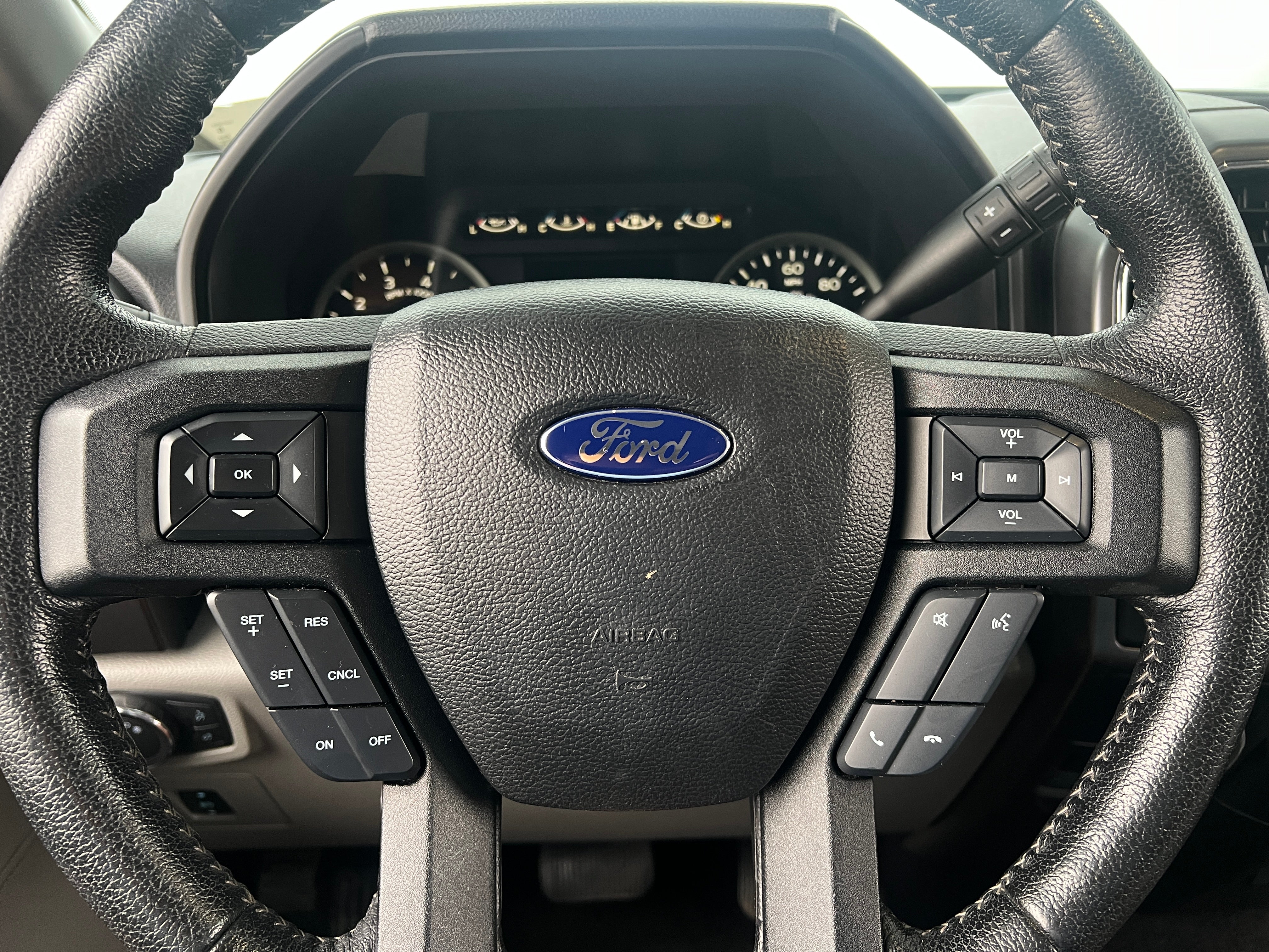 2016 Ford Econoline E-150 5