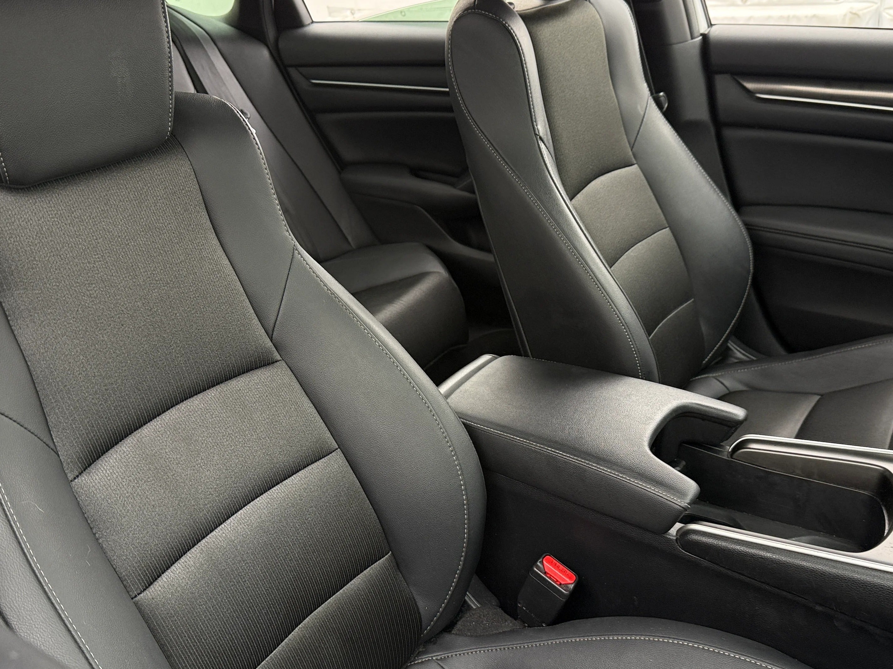 2019 Honda Accord Sport 2