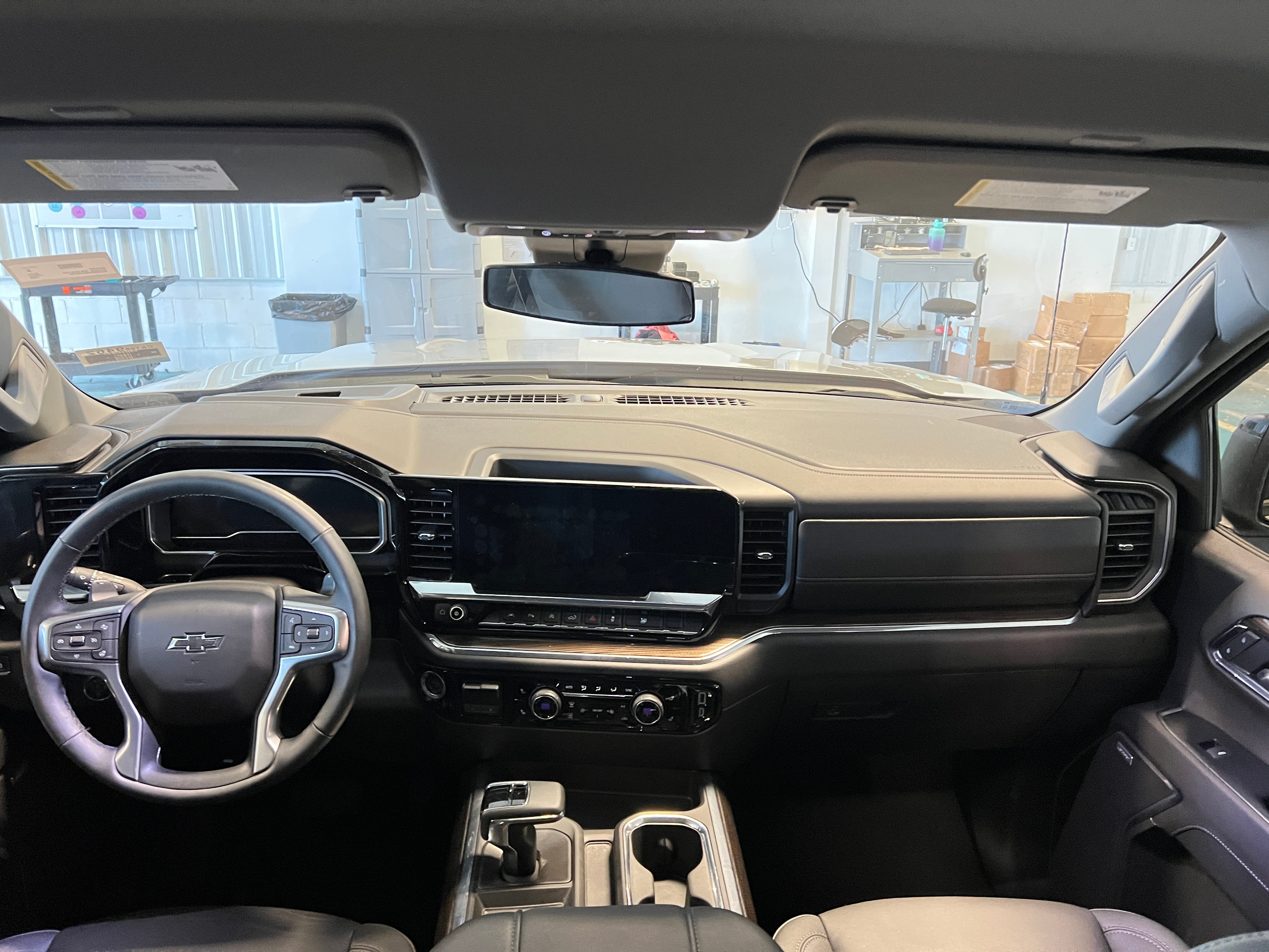 2024 Chevrolet Silverado 1500 RST 3