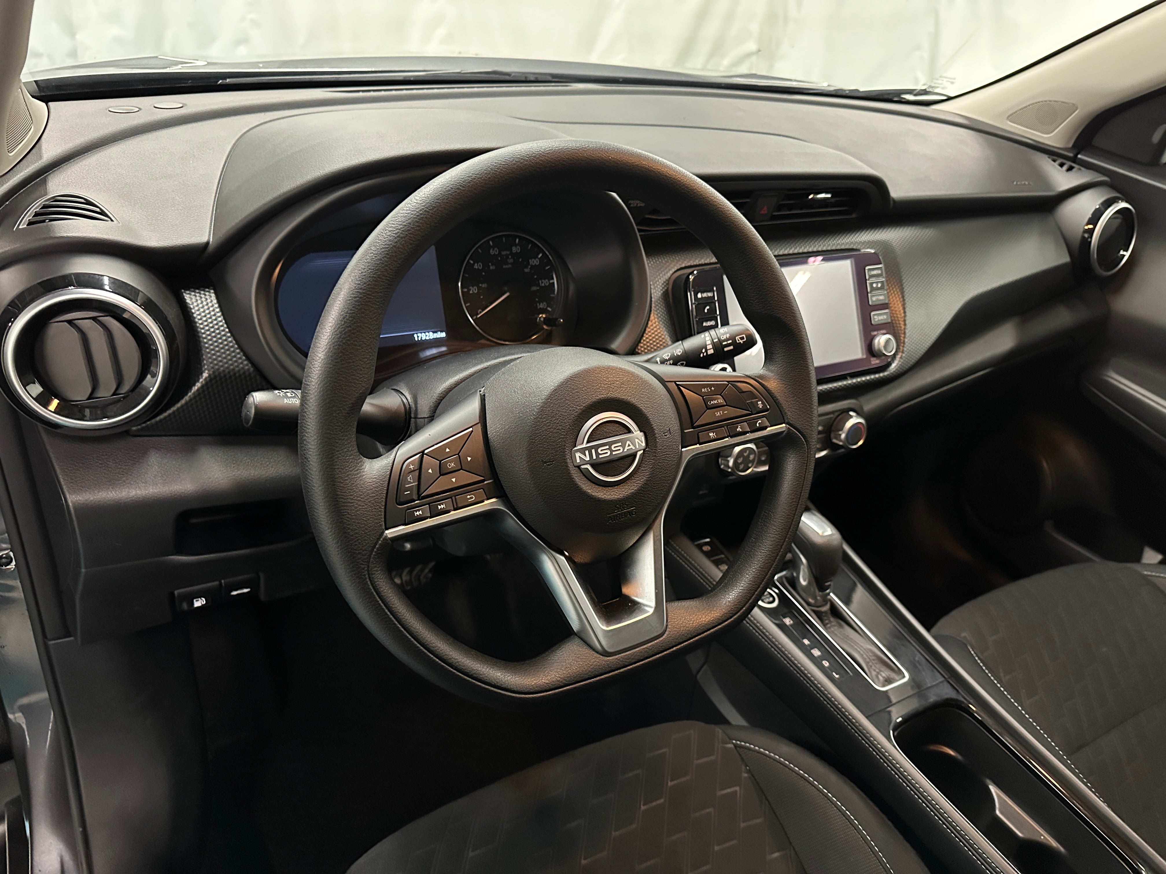 2024 Nissan Kicks SV 5