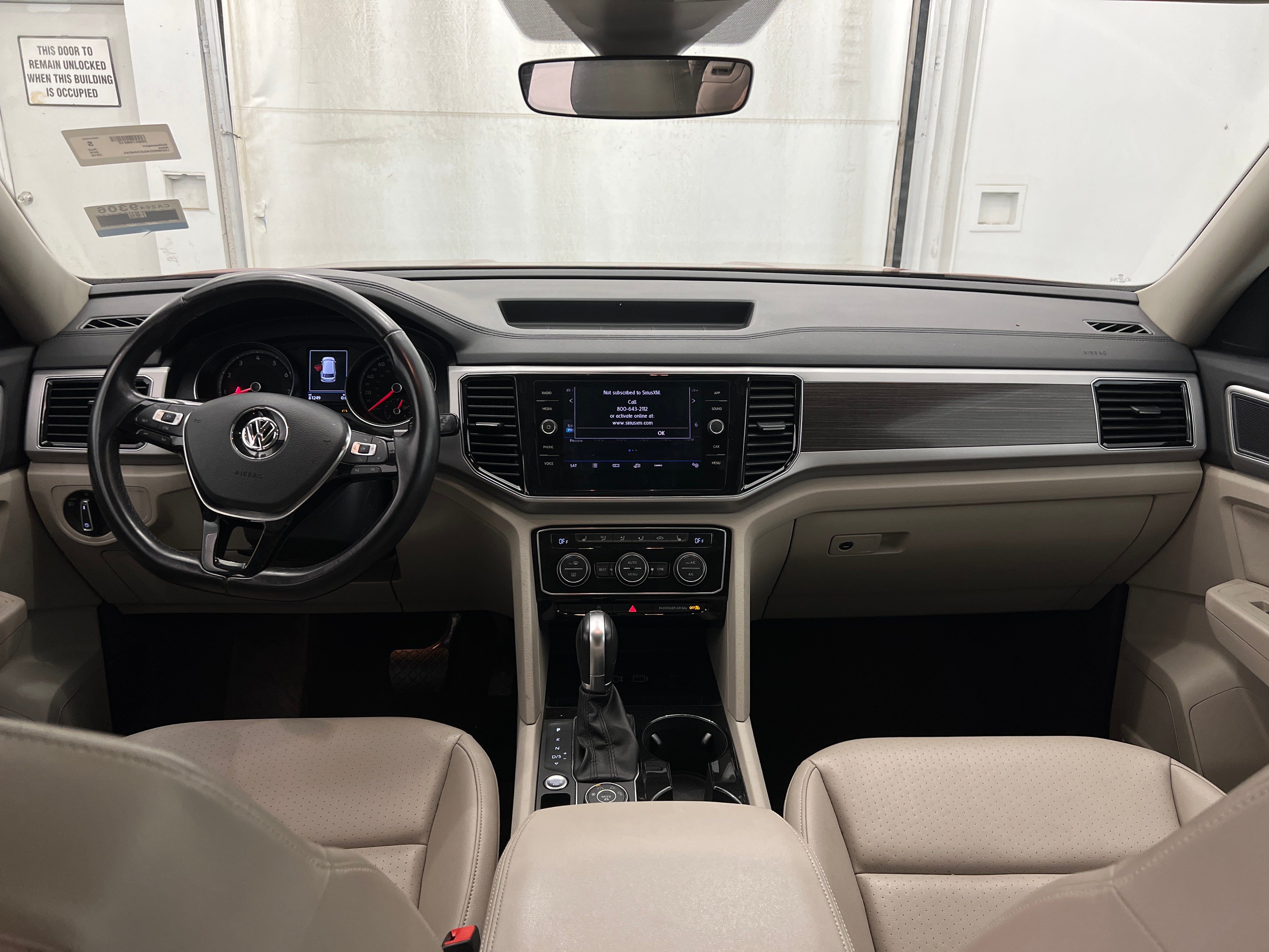 2018 Volkswagen Atlas SEL 2