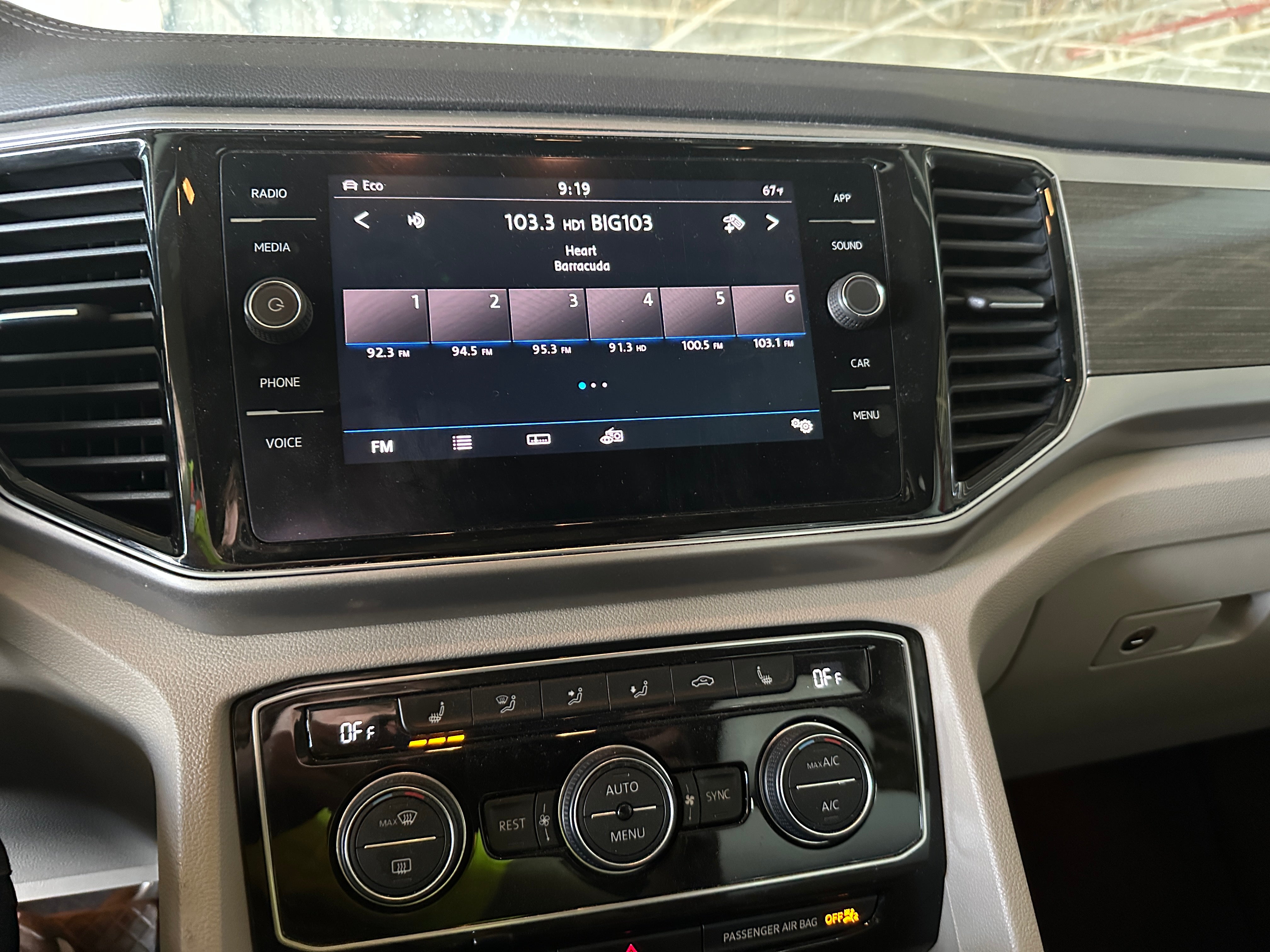 2018 Volkswagen Atlas SEL 3