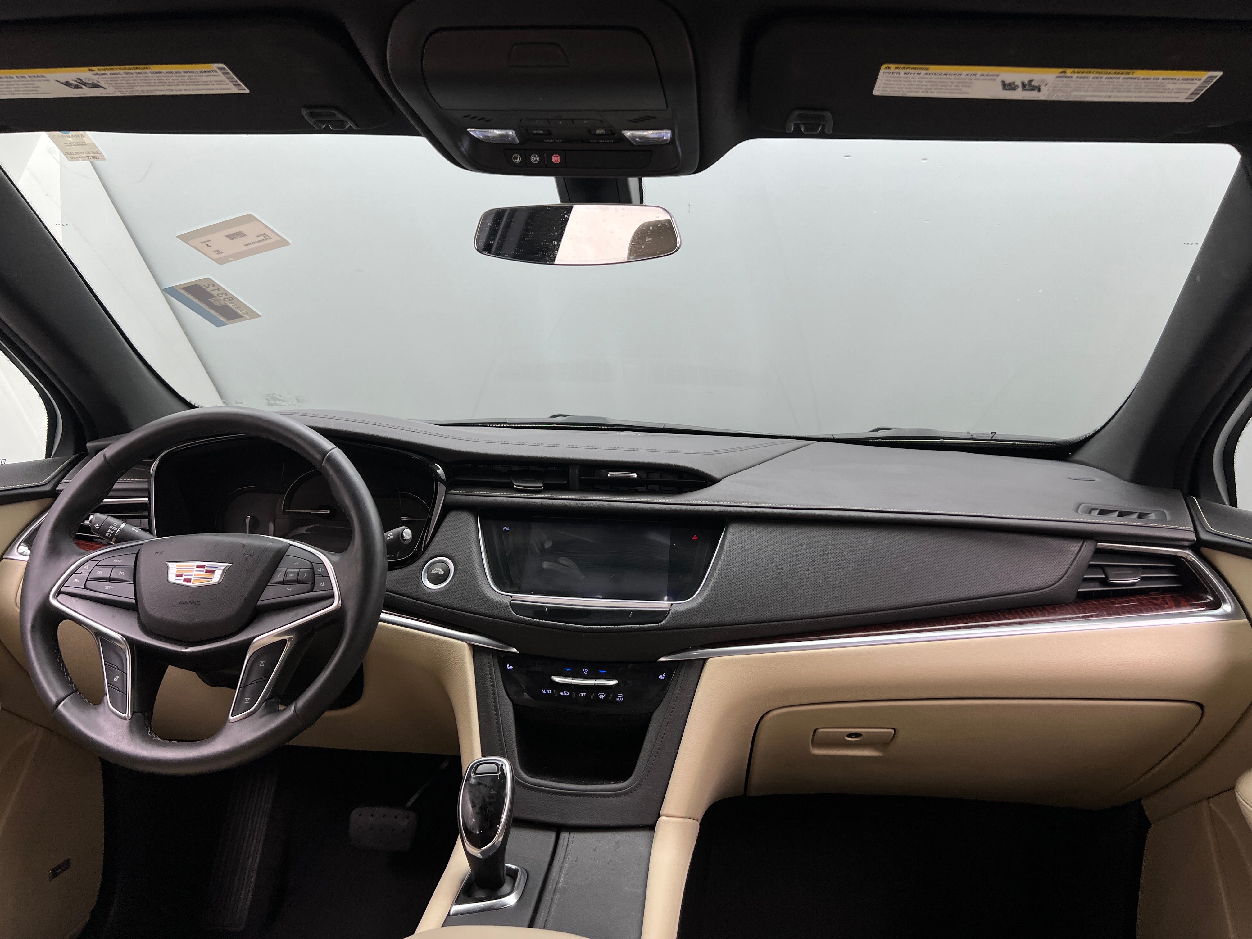 2018 Cadillac XT5 Luxury 2