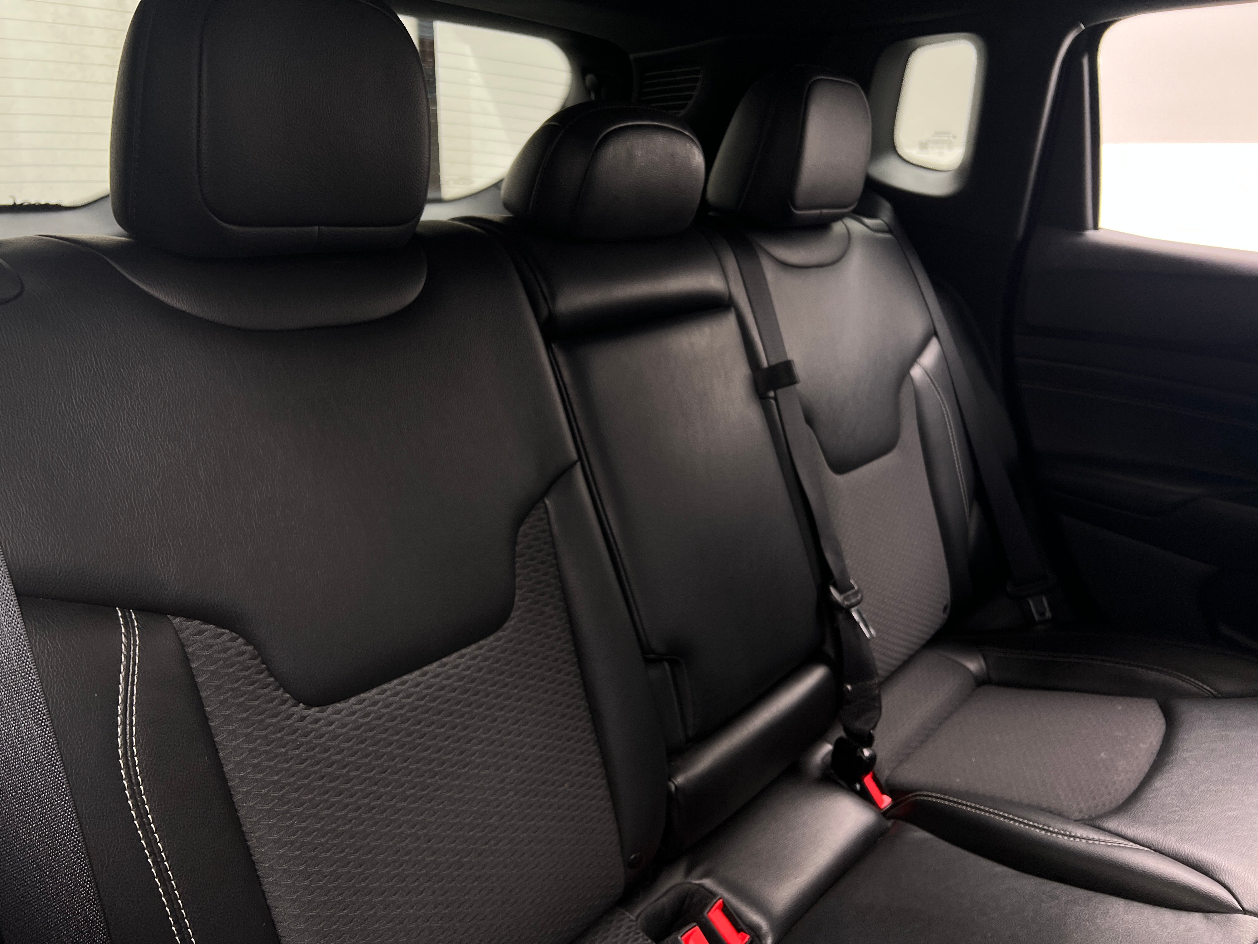 2023 Jeep Compass Altitude 6