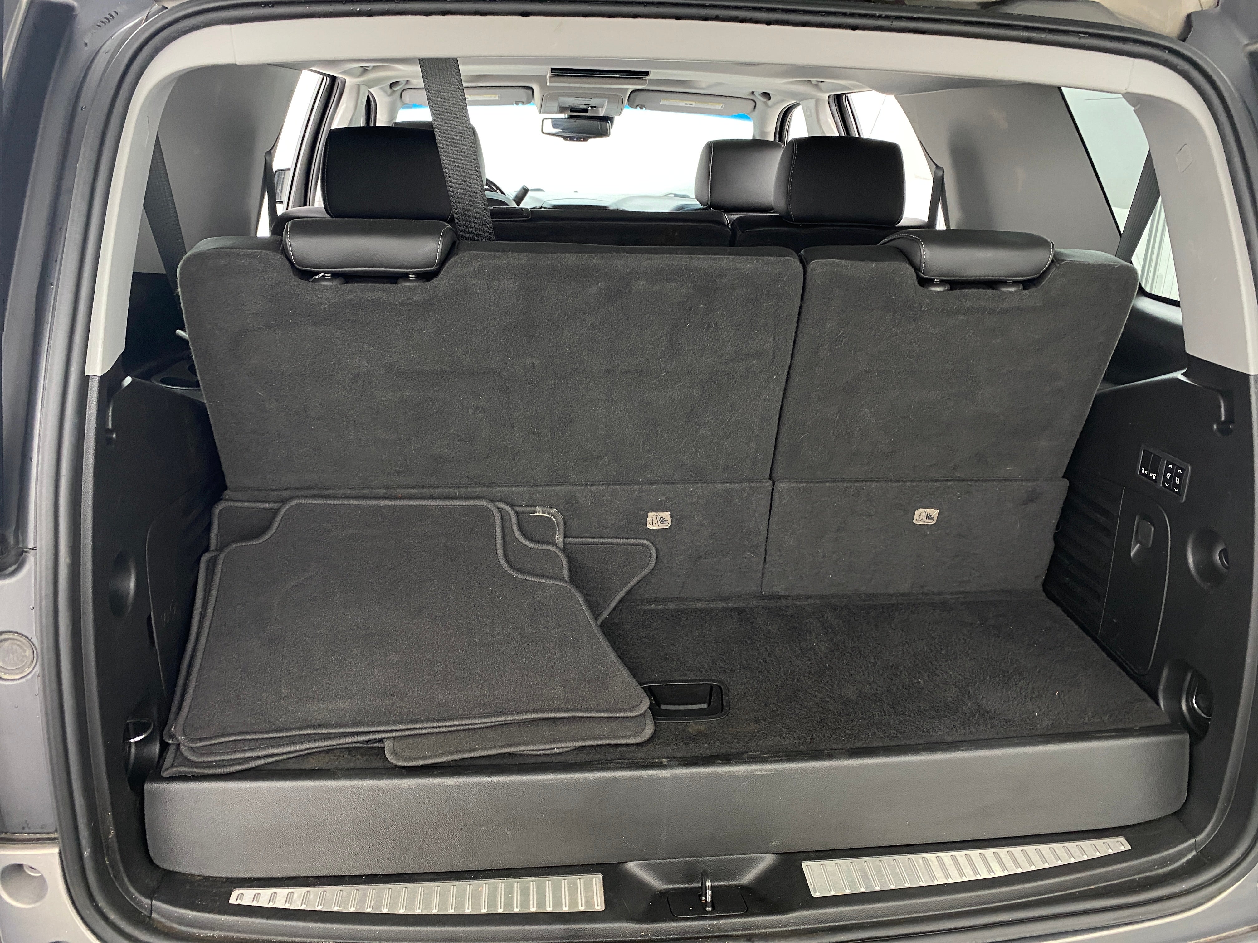 2019 Chevrolet Tahoe LT 6