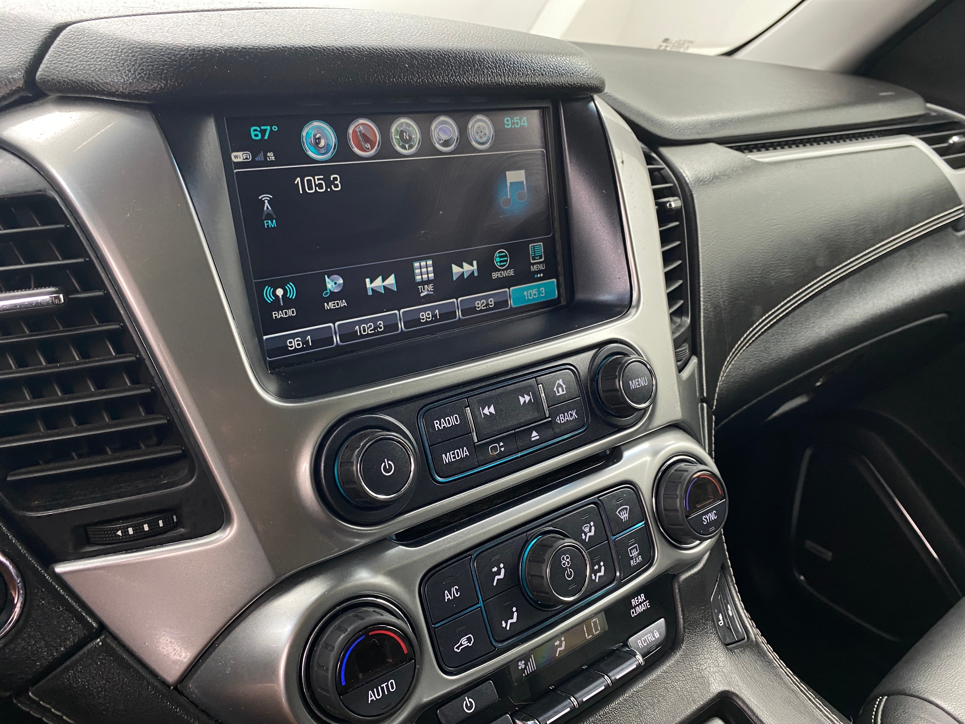 2019 Chevrolet Tahoe LT 3