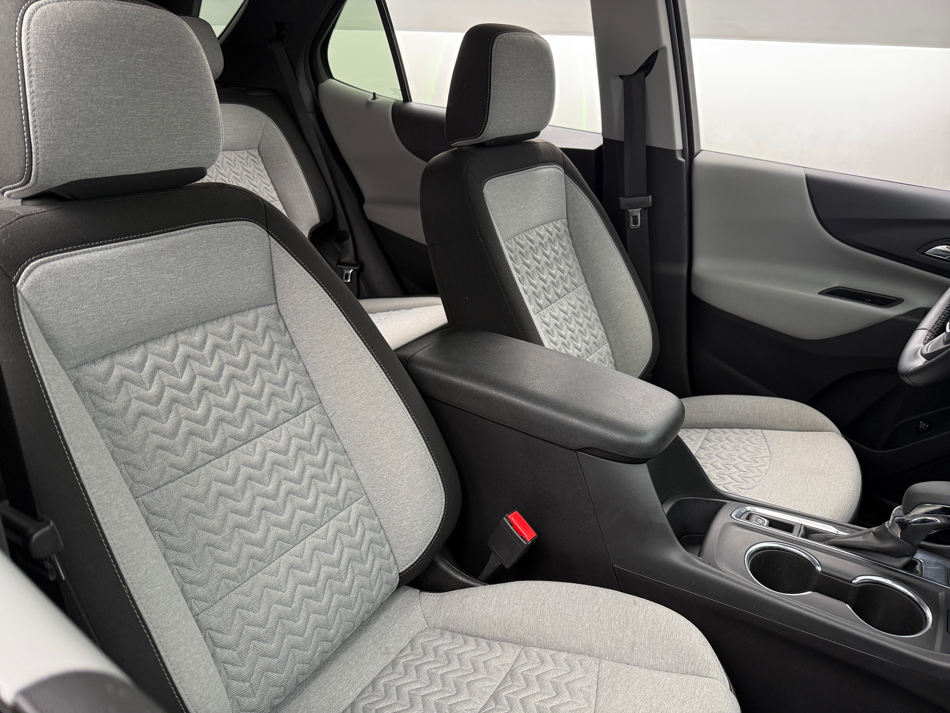 2023 Chevrolet Equinox LT 2