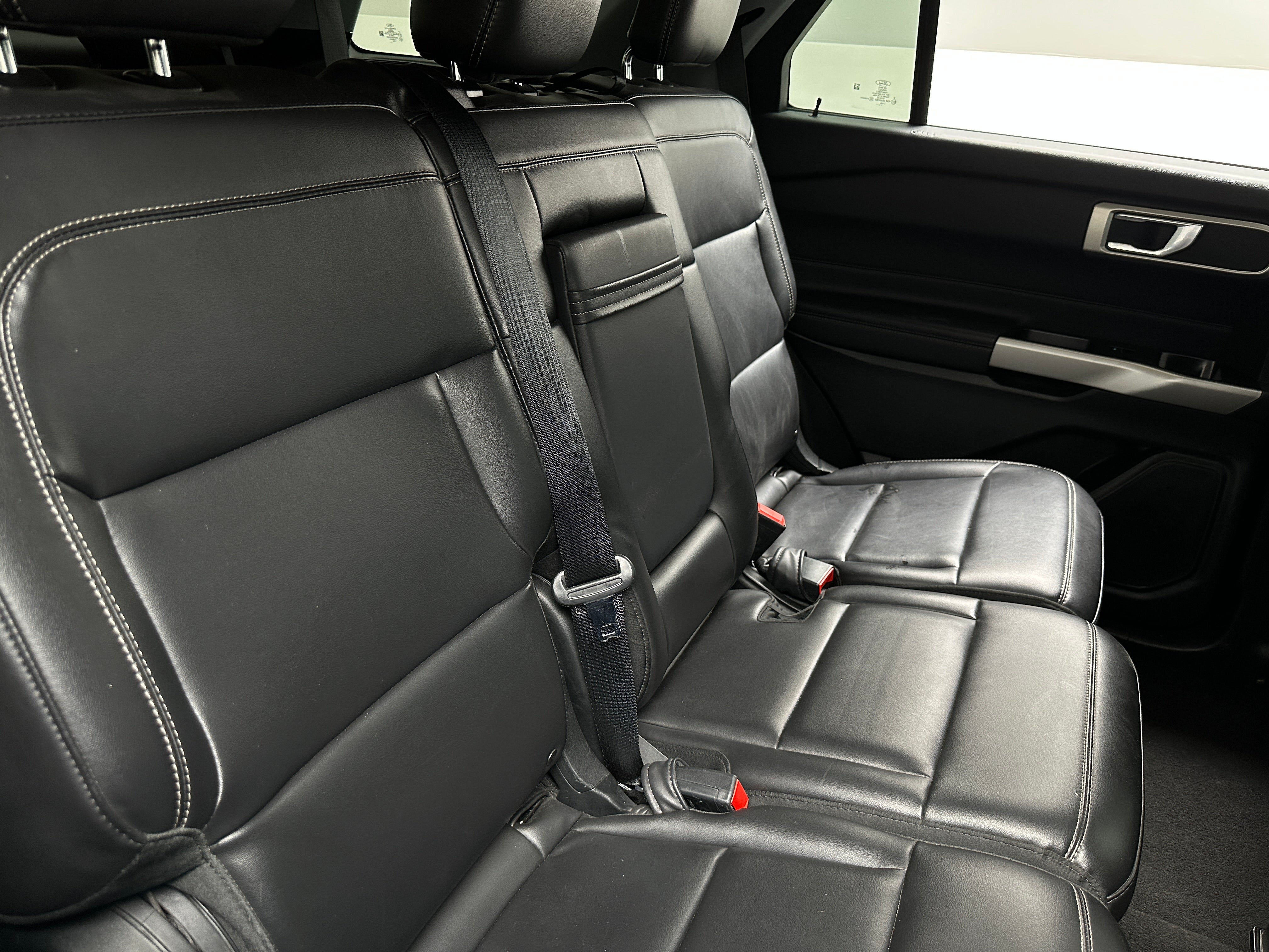 2023 Ford Explorer XLT 6