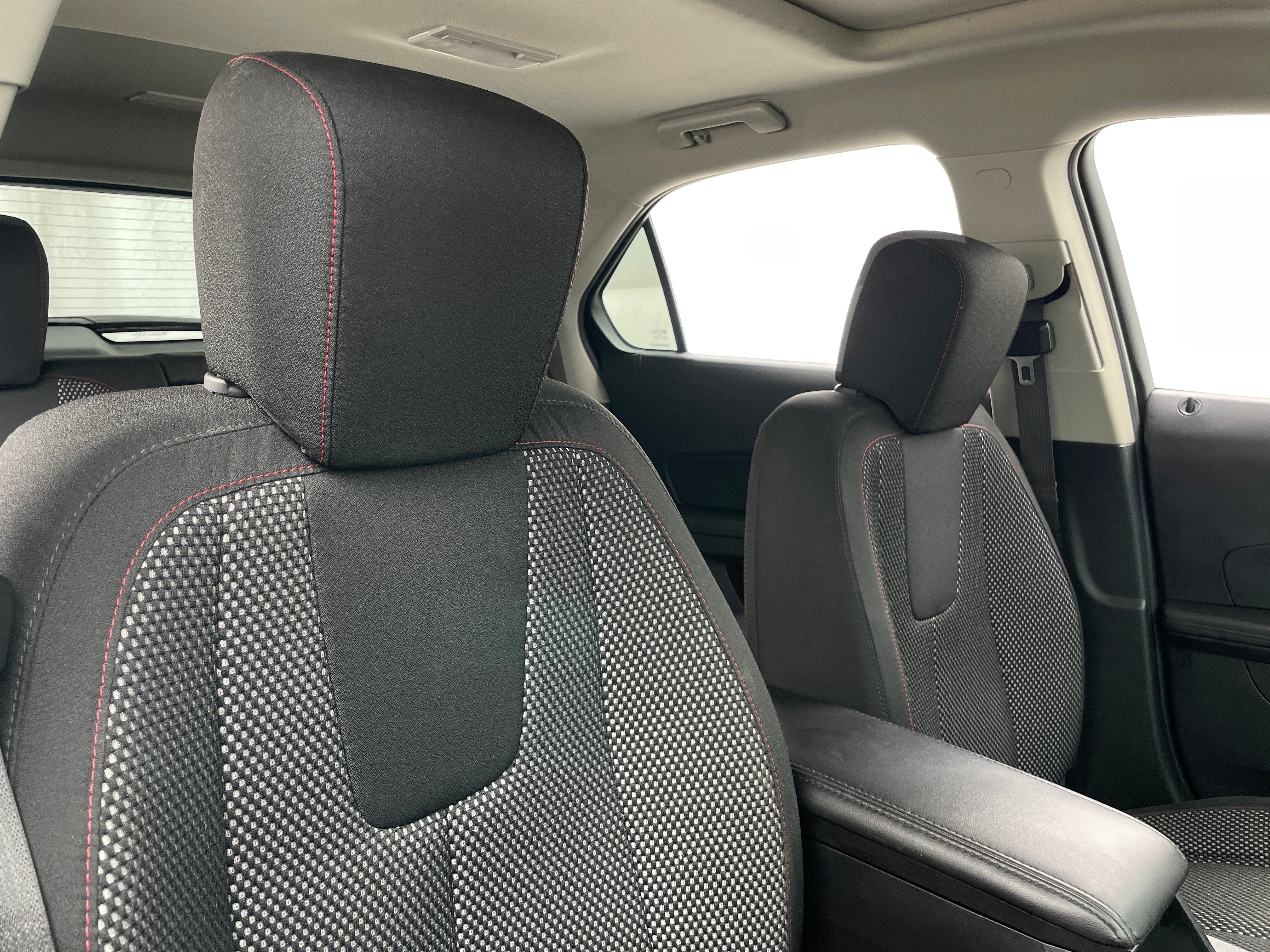 2016 Chevrolet Equinox LT 2