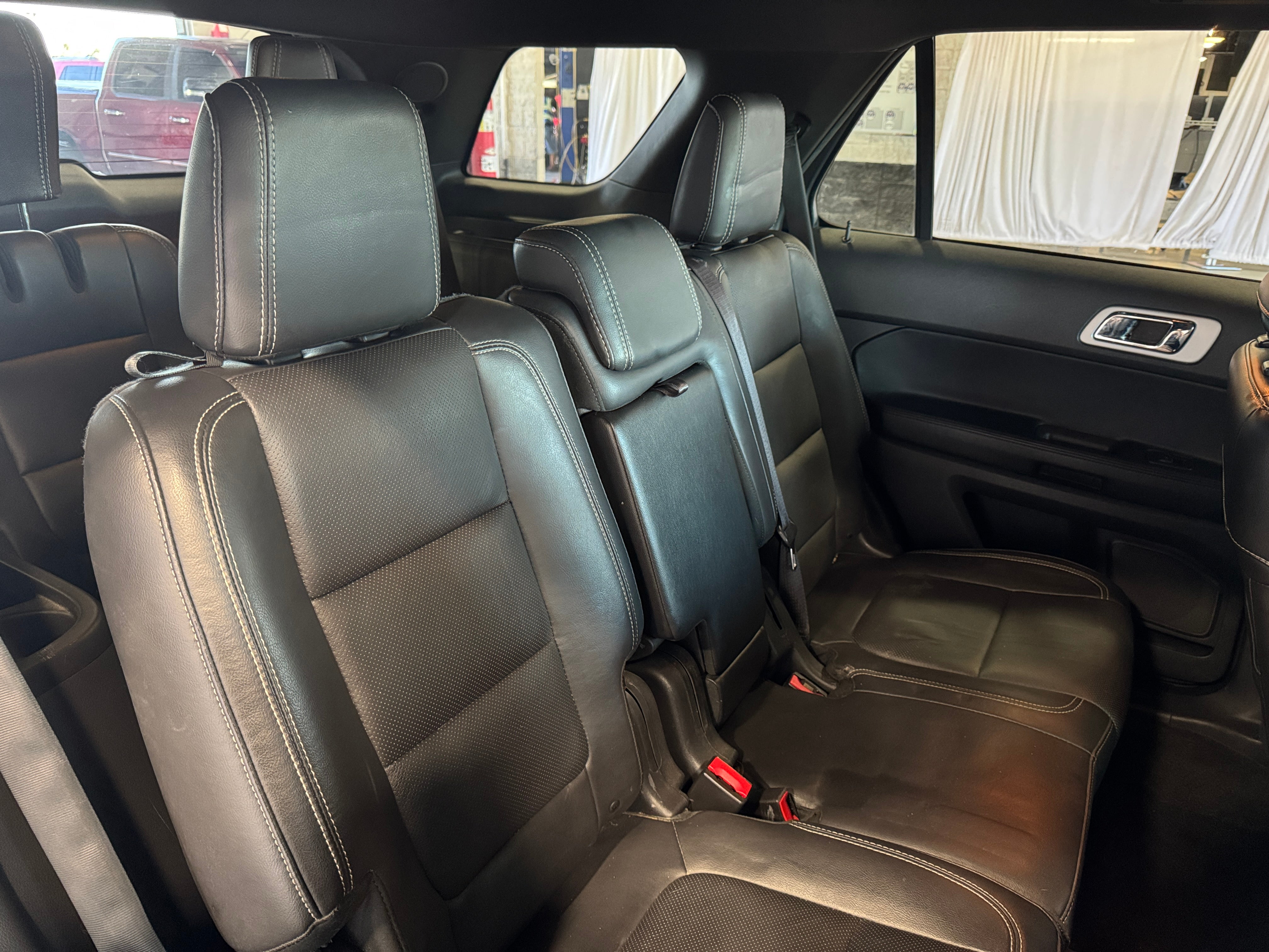 2015 Ford Explorer Sport 5