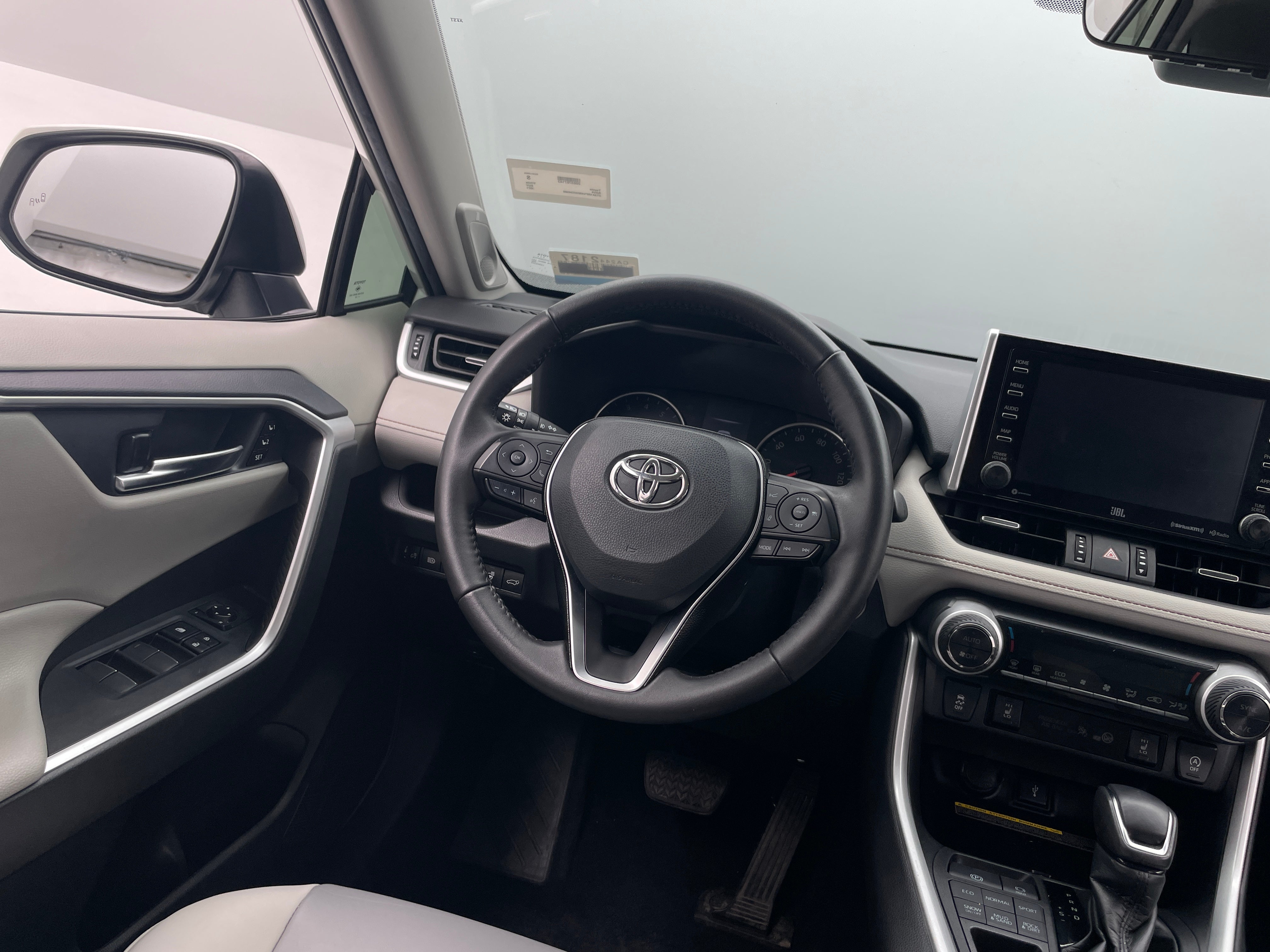 2021 Toyota RAV4 XLE Premium 4