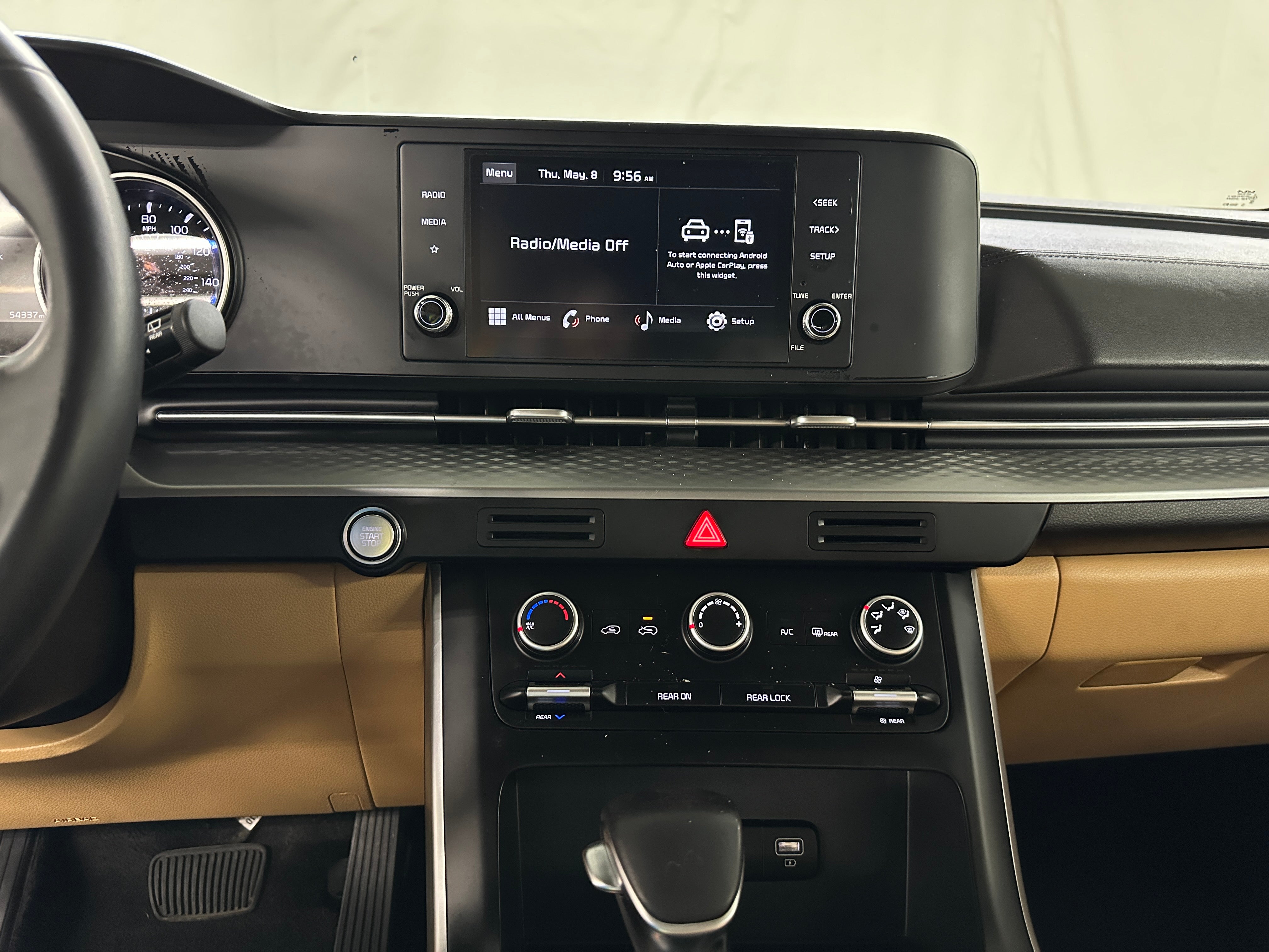 2023 Kia Carnival LX 3