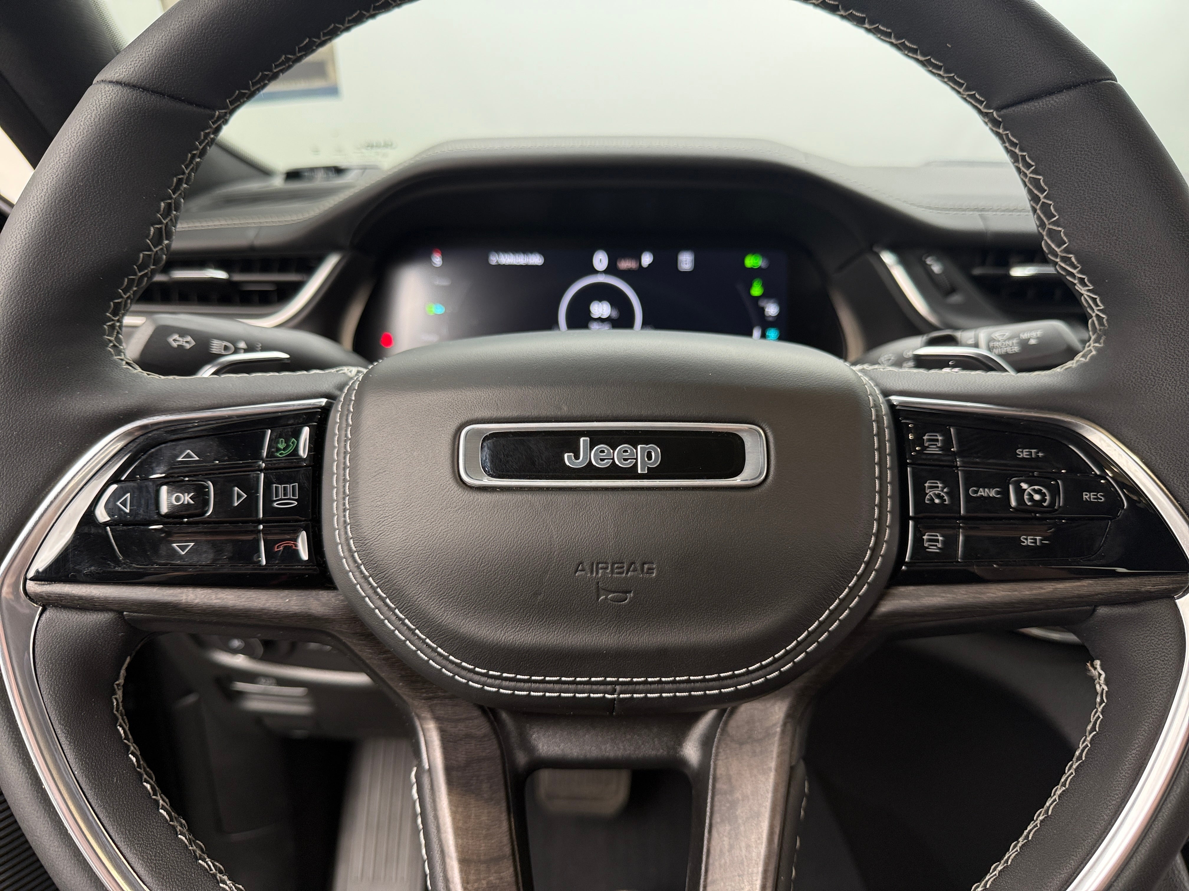 2023 Jeep Grand Cherokee Overland 4xe 4