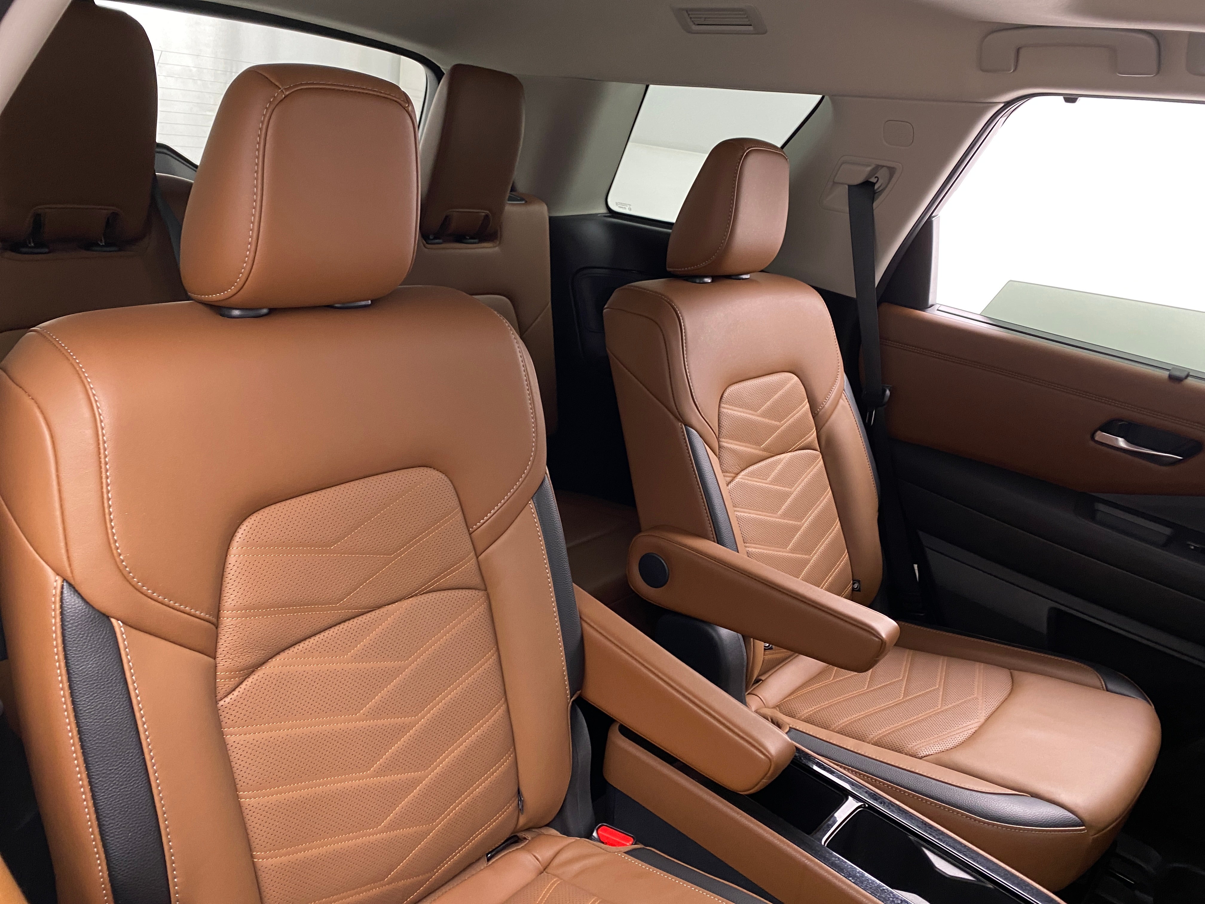 2024 Nissan Pathfinder Platinum 5