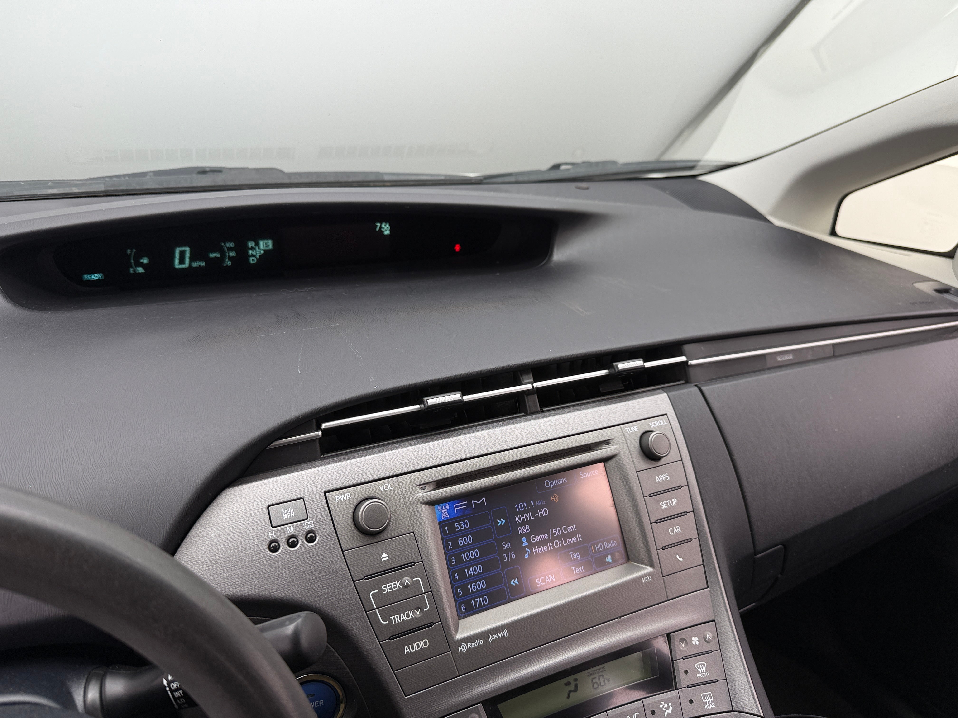 2014 Toyota Prius Three 4