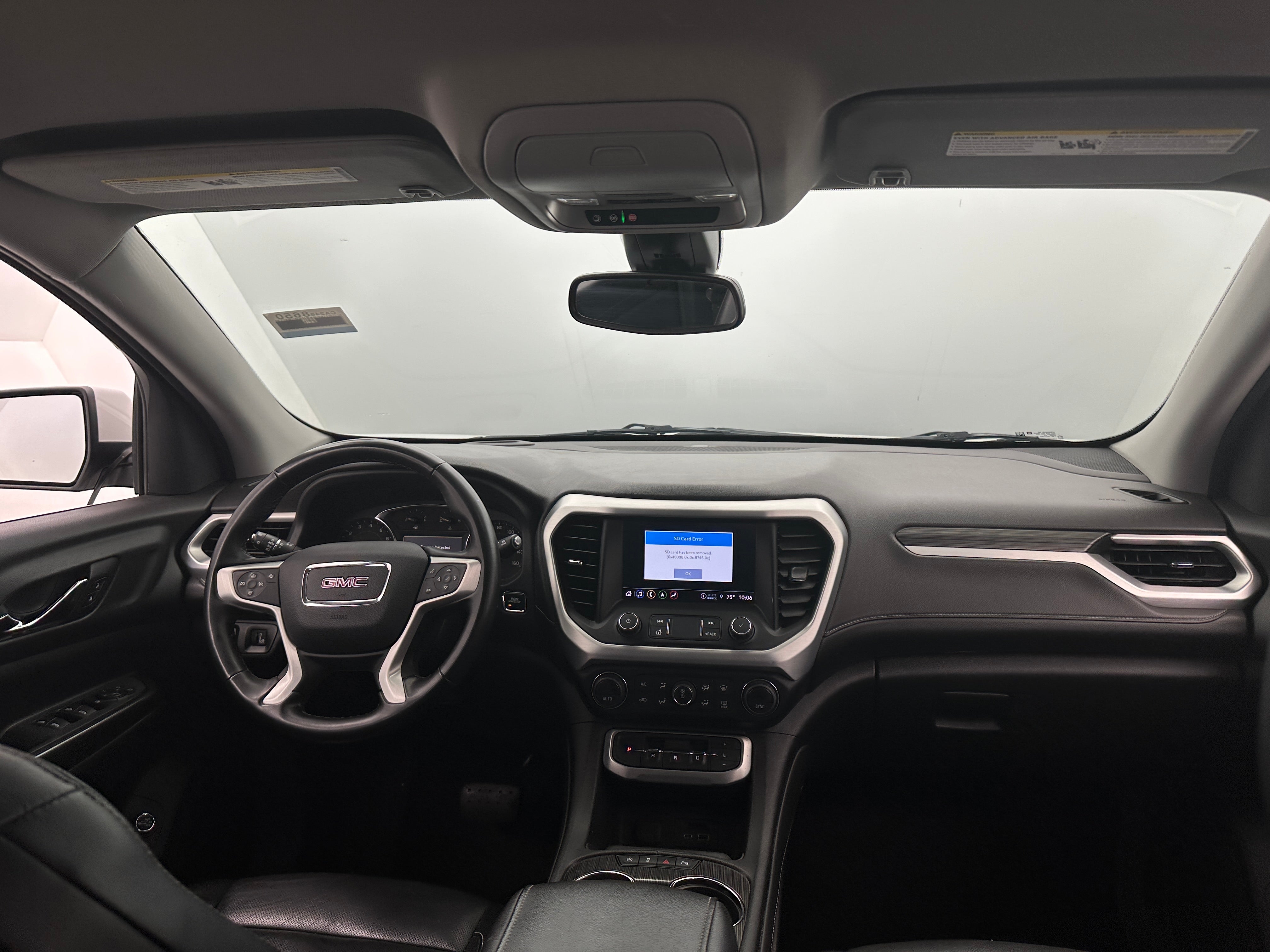 2023 GMC Acadia SLT 2