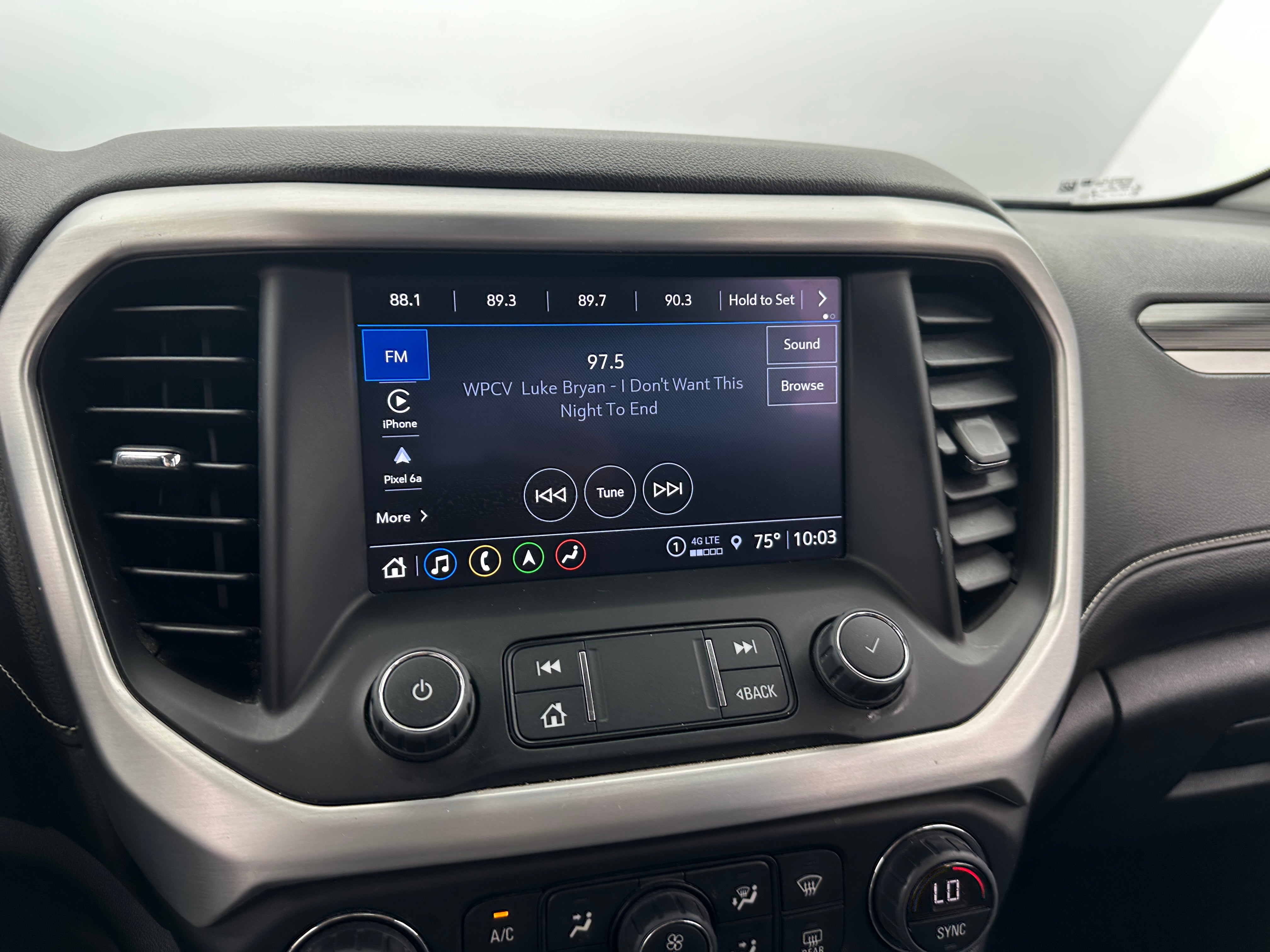 2023 GMC Acadia SLT 3