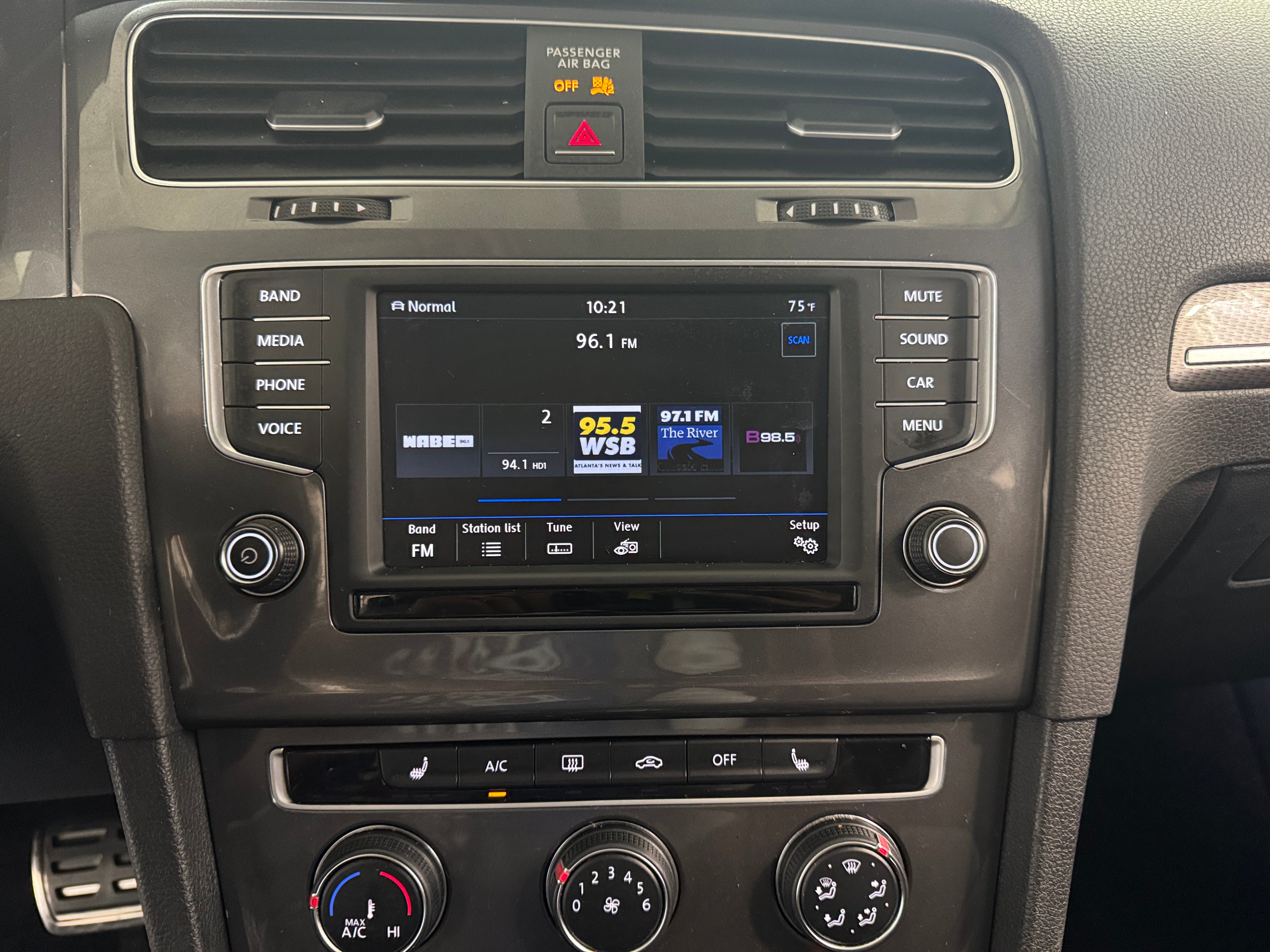 2017 Volkswagen Golf Alltrack S 3