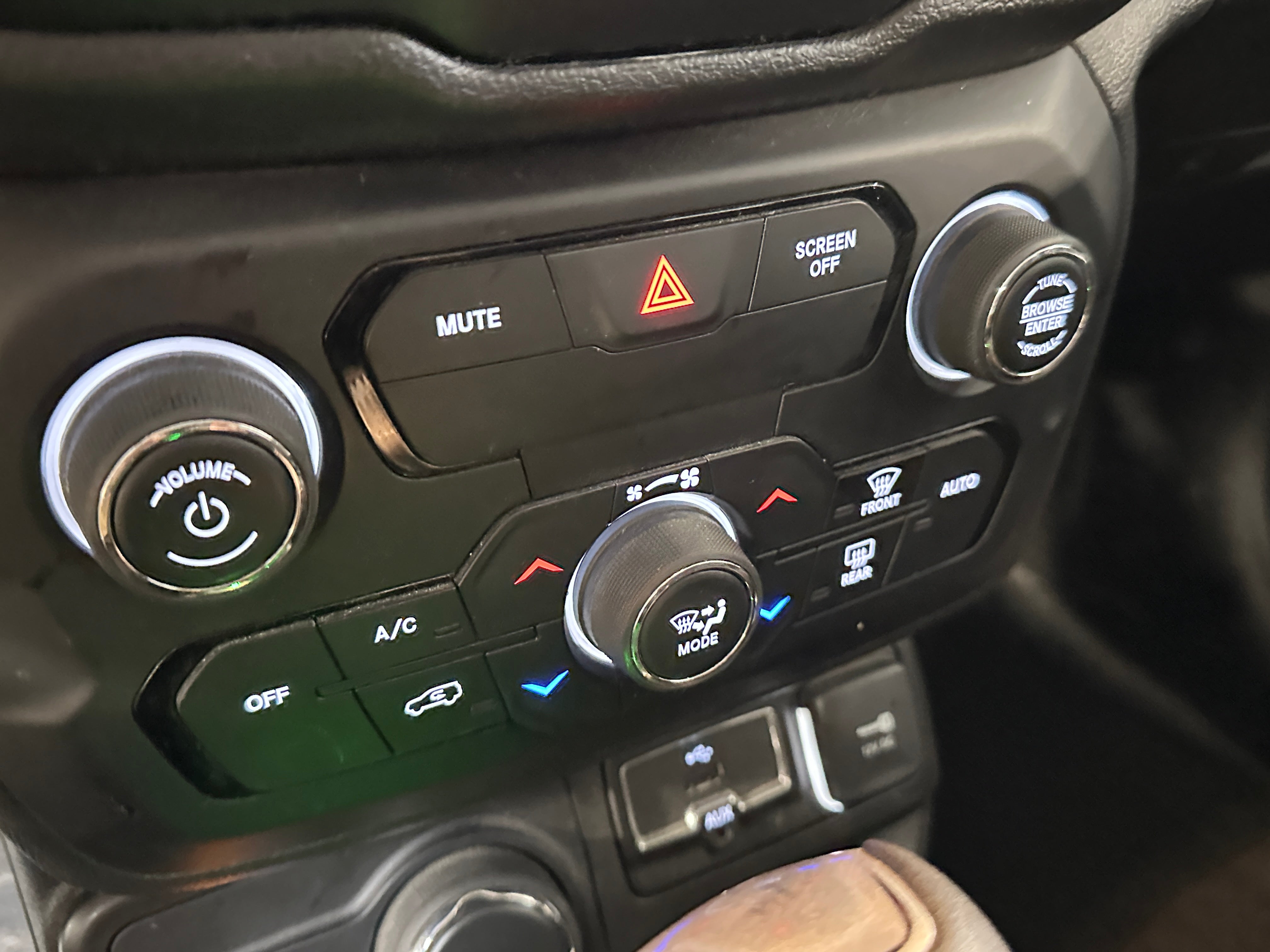 2019 Jeep Renegade Altitude 4