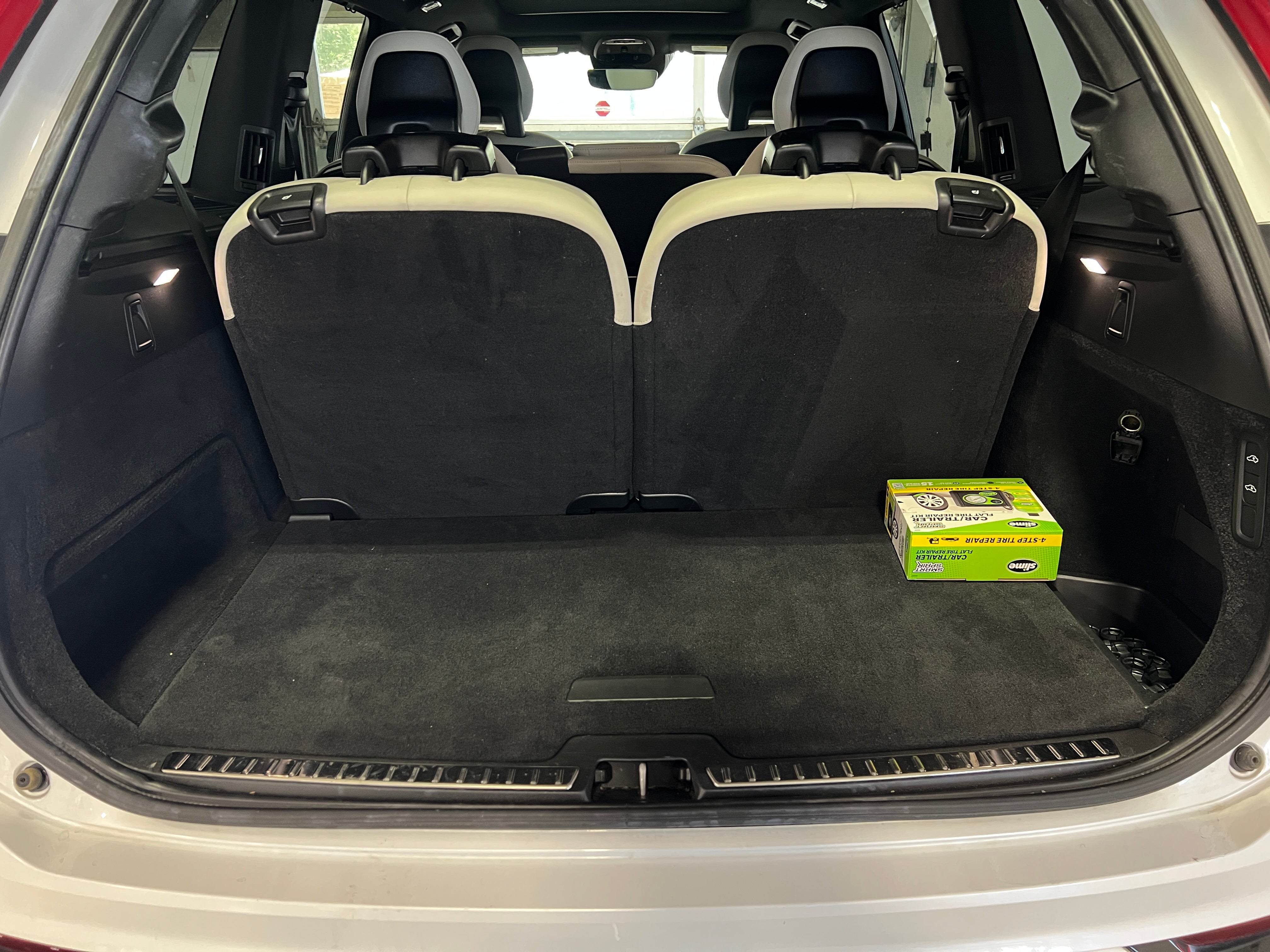2022 Volvo XC90 T8 R-Design 6