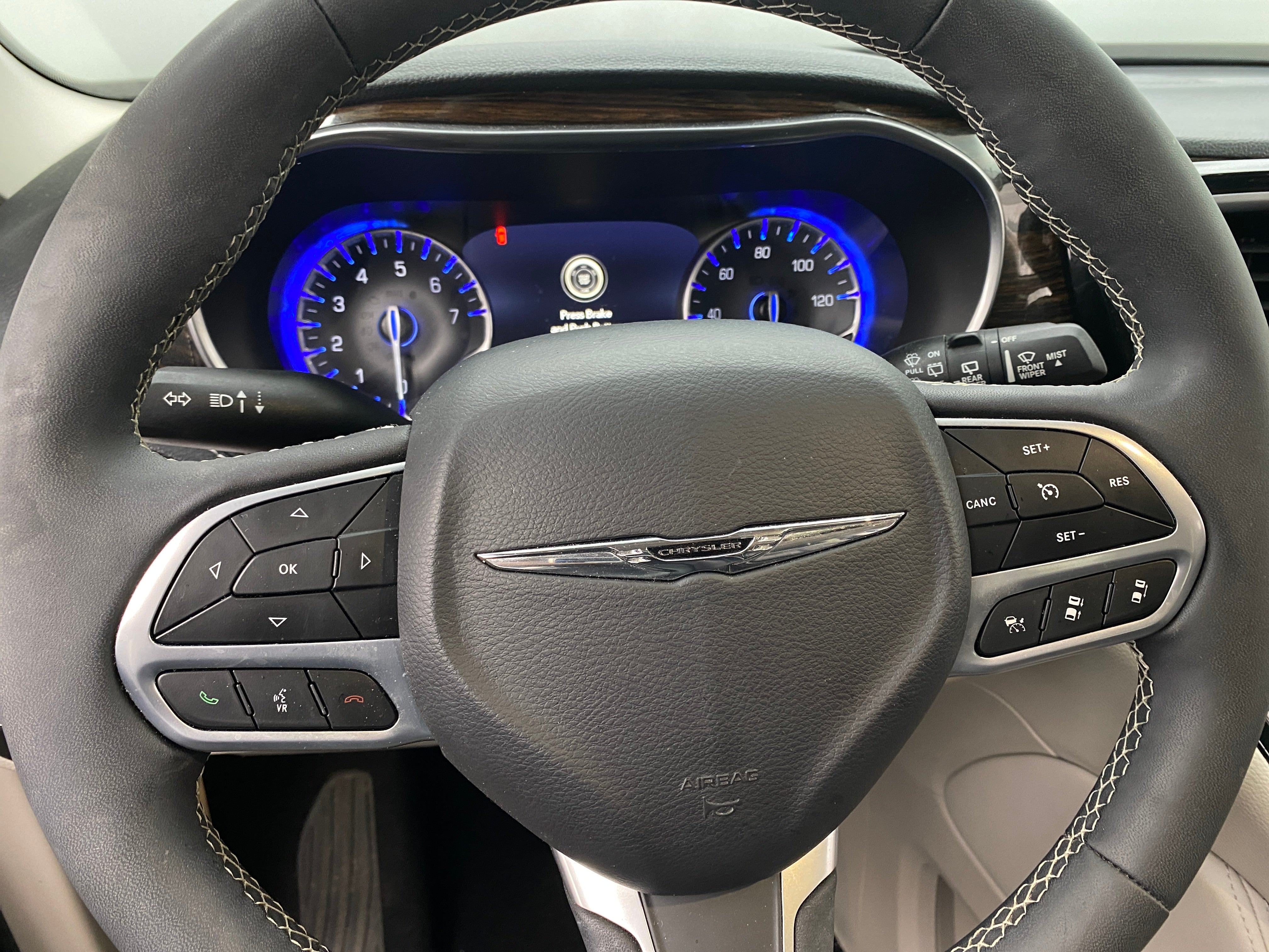 2022 Chrysler Pacifica Limited 4