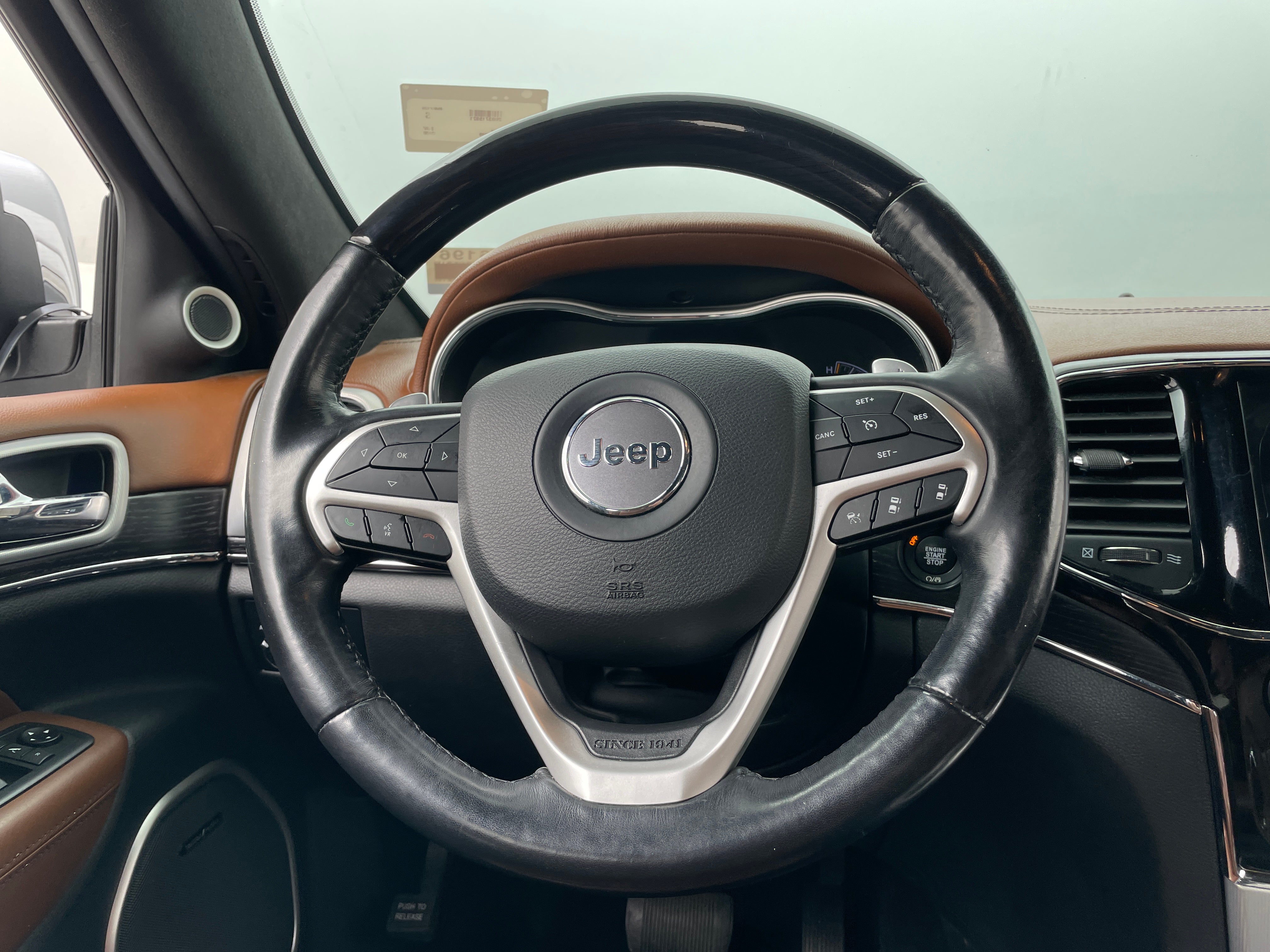 2020 Jeep Grand Cherokee Summit 4