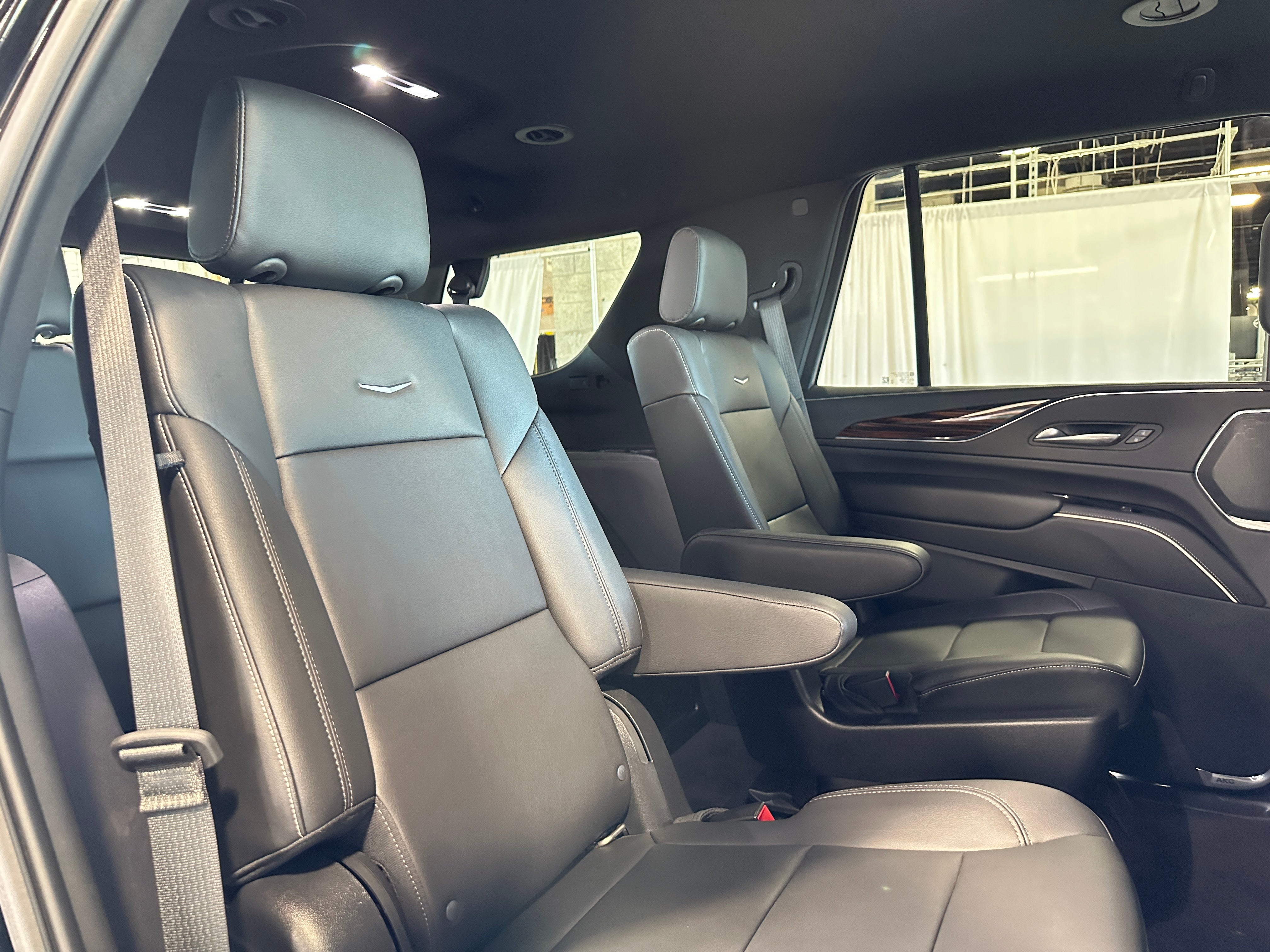 2022 Cadillac Escalade Luxury 5