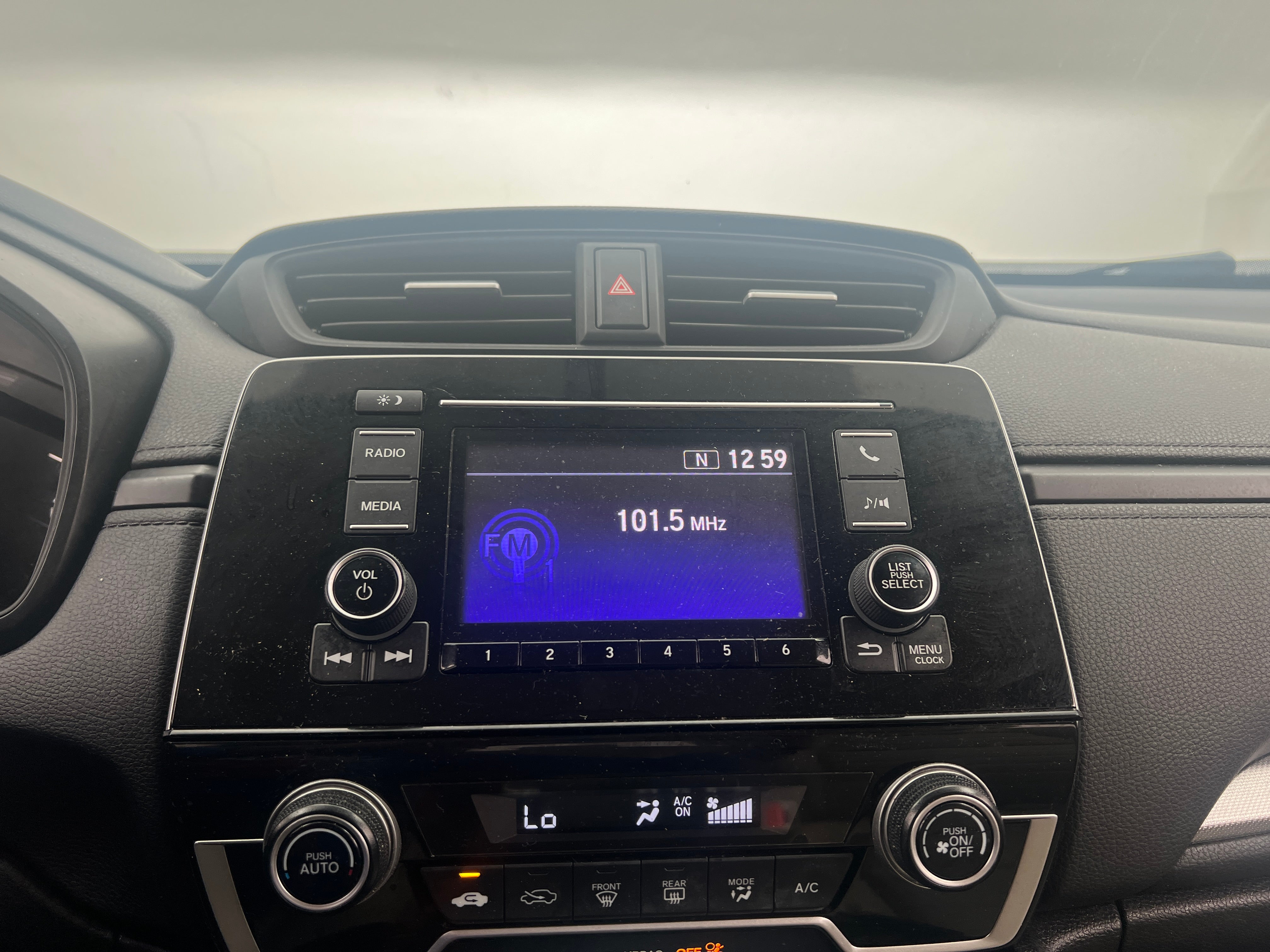 2017 Honda CR-V LX 4