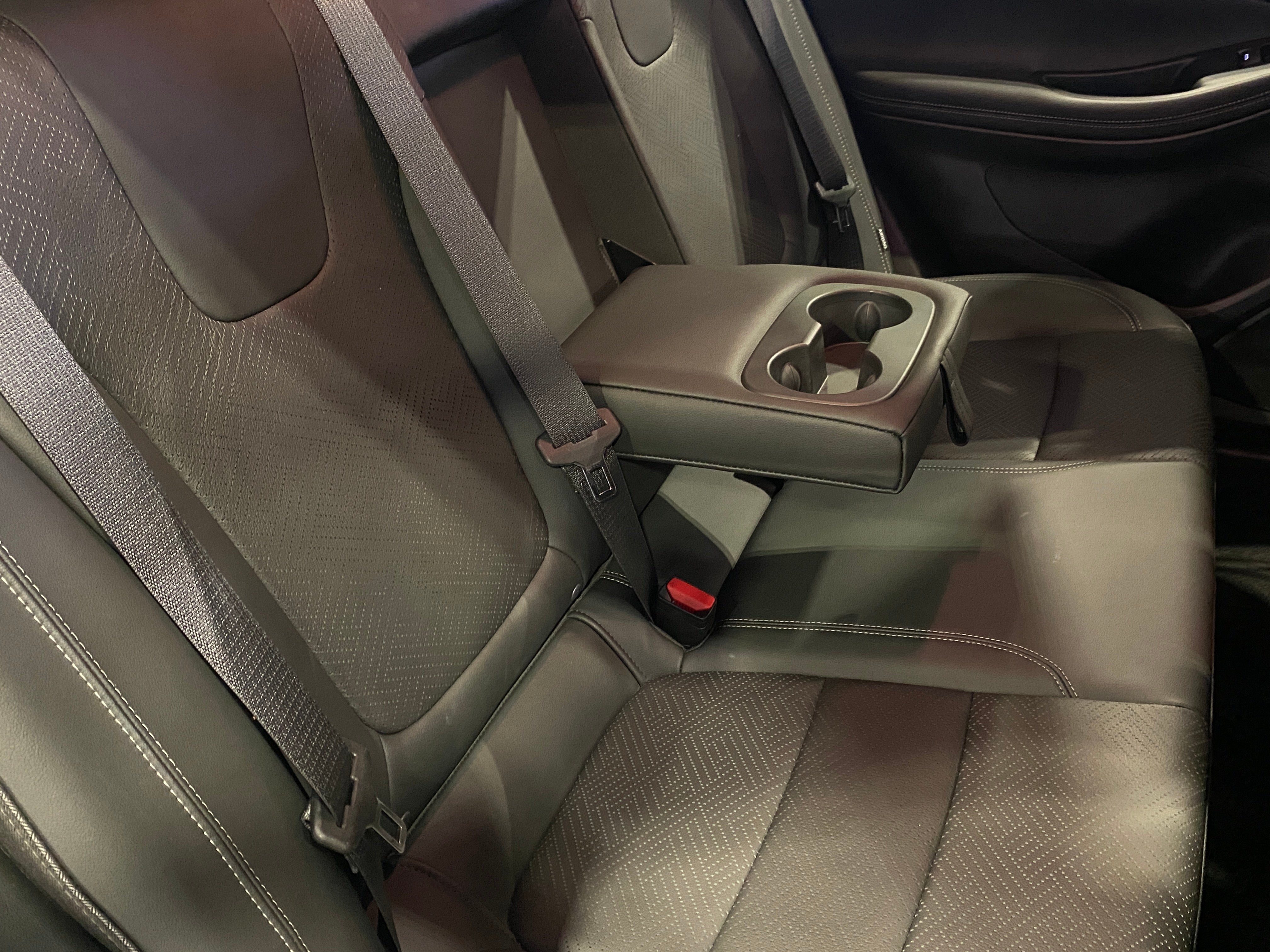 2022 Buick Encore GX Essence 5