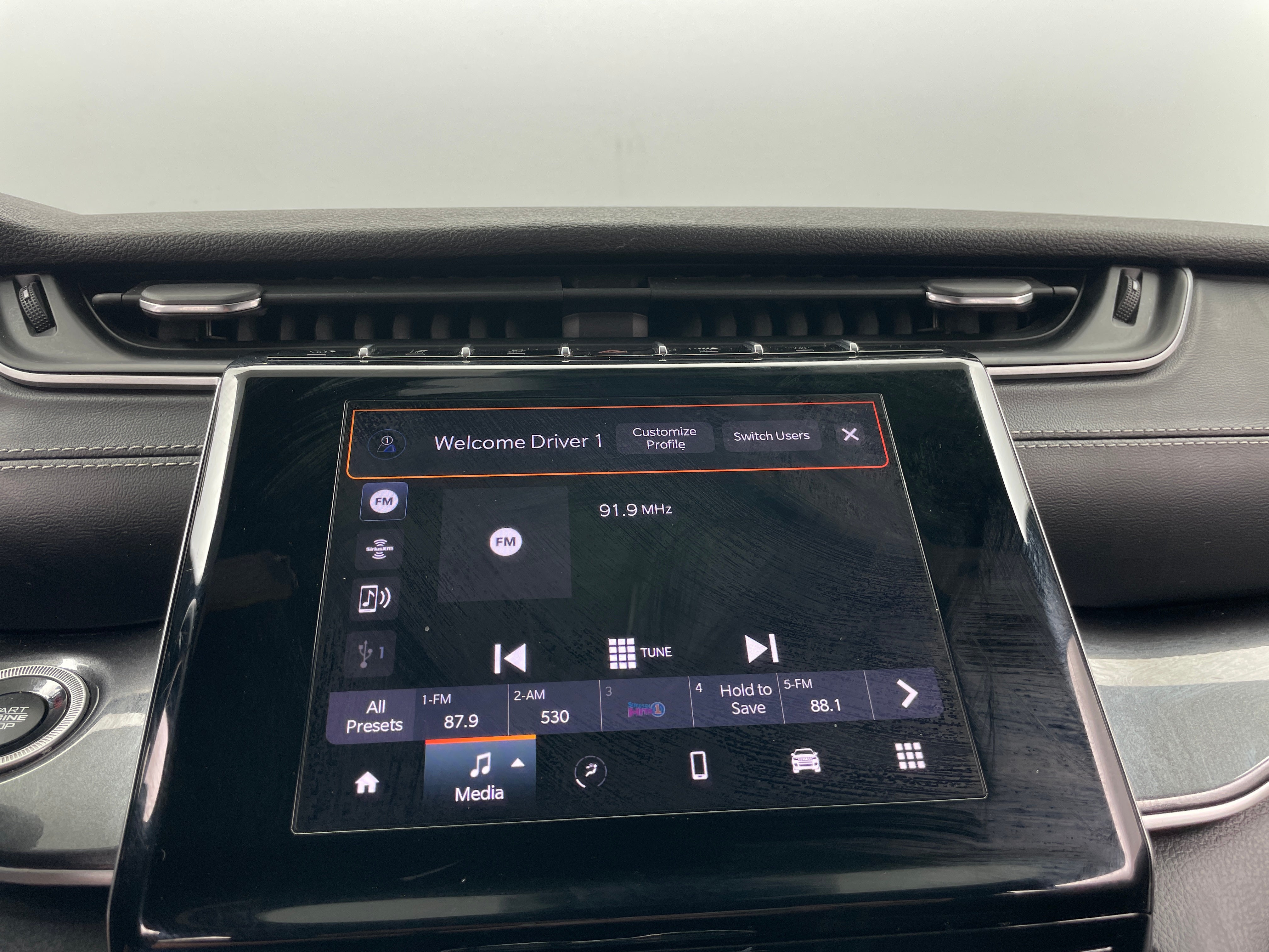 2021 Jeep Grand Cherokee L Altitude 3