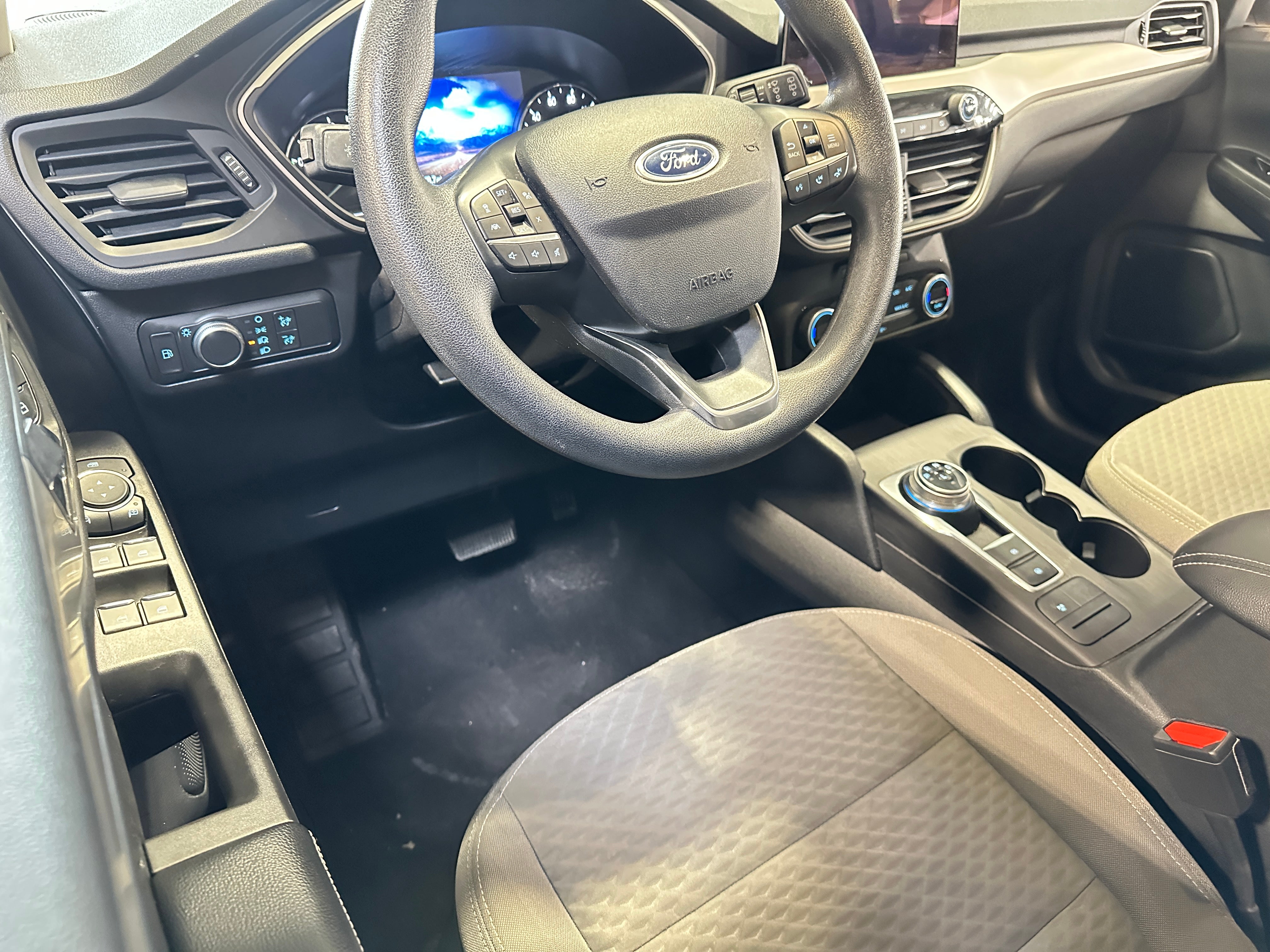 2021 Ford Escape SE Sport Hybrid 3