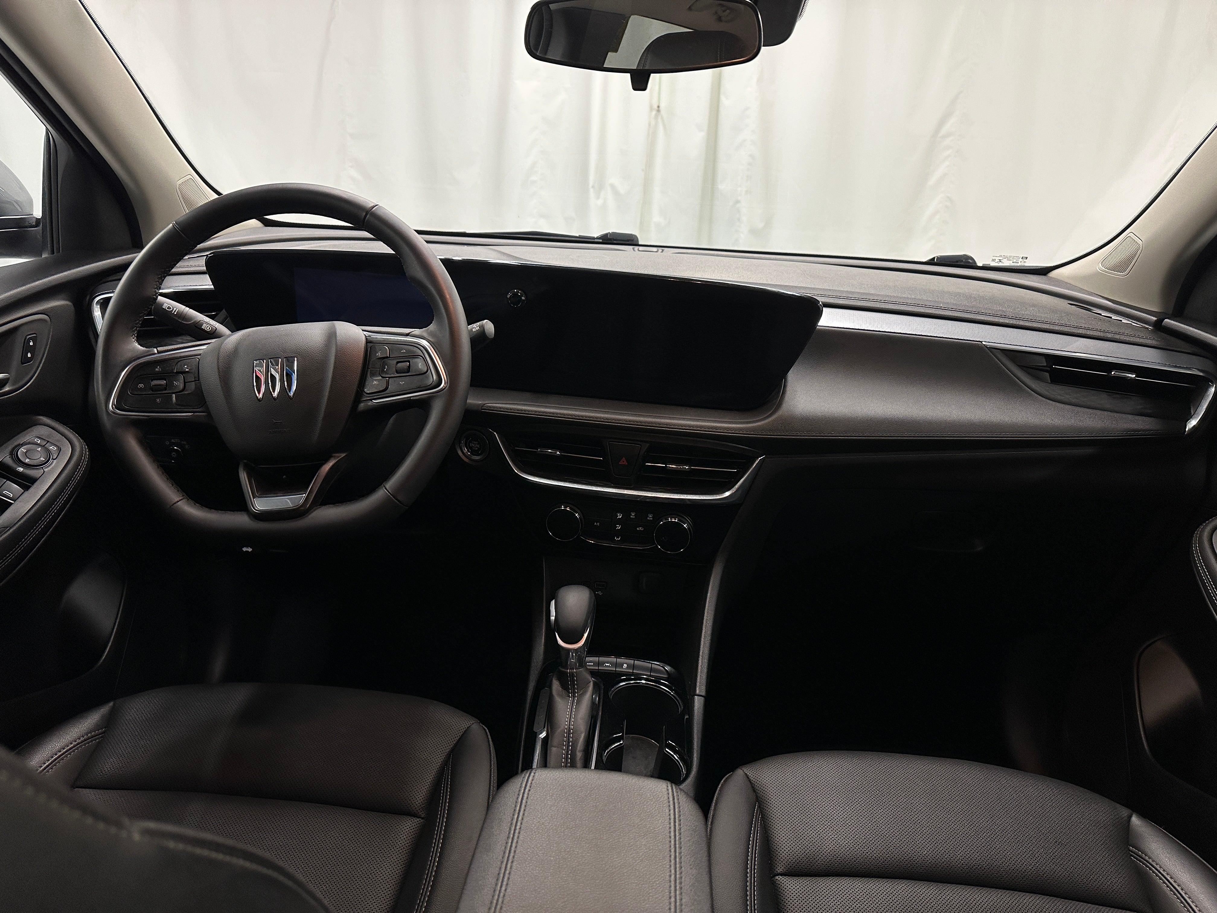 2024 Buick Encore GX Sport Touring 2